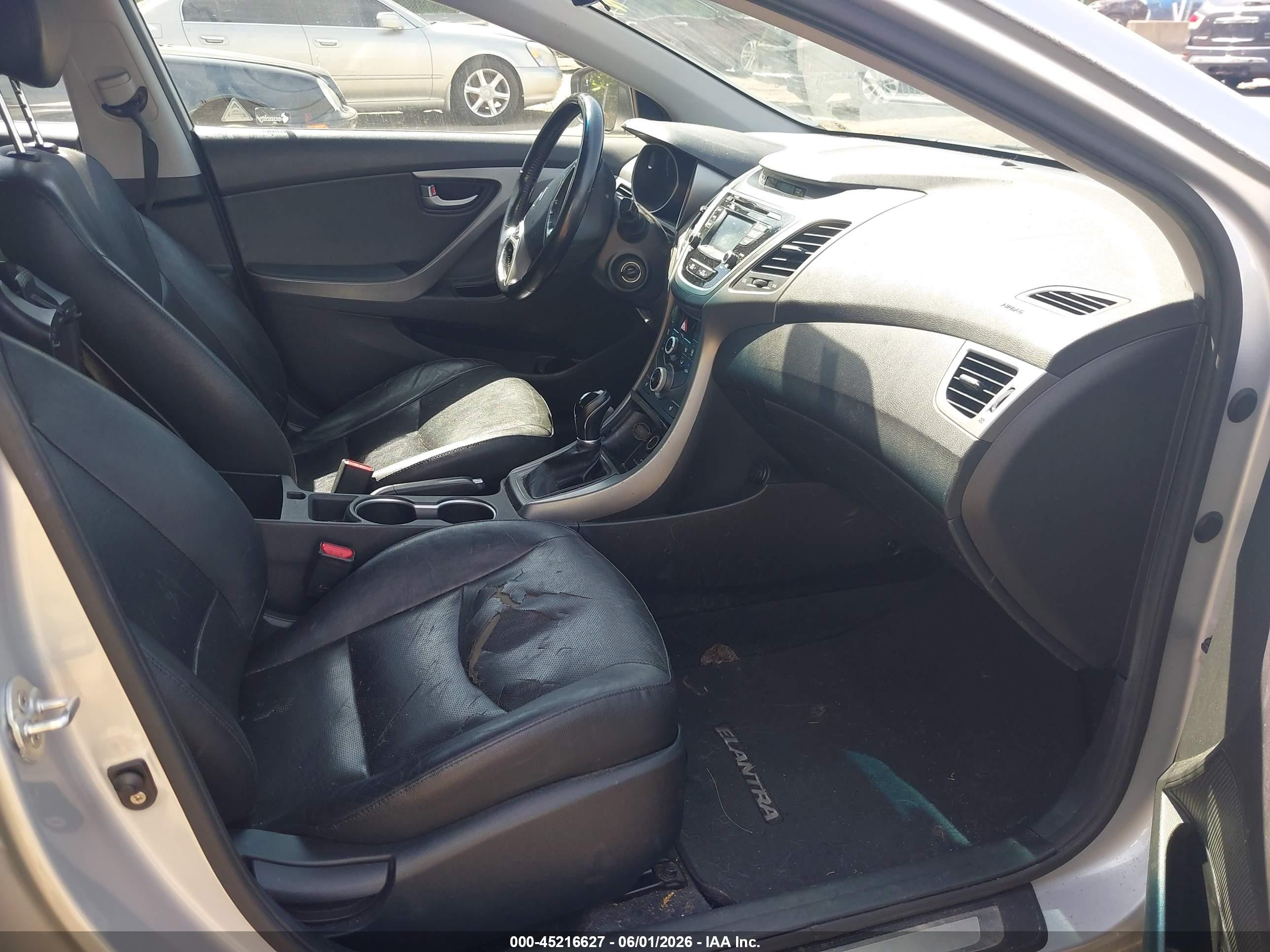 2014 Hyundai Elantra Limited Silver vin: KMHDH4AE7EU106050