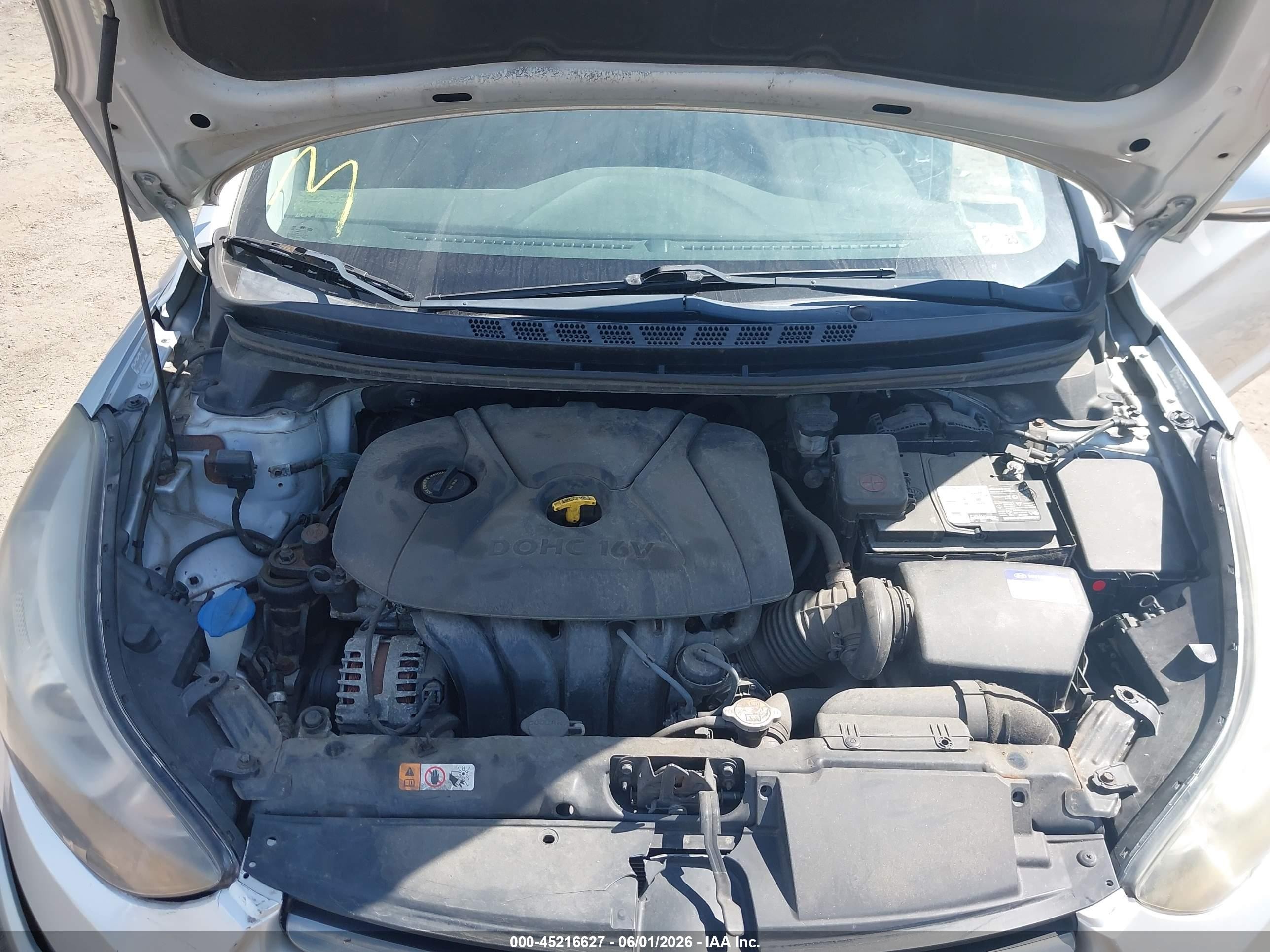 2014 Hyundai Elantra Limited Silver vin: KMHDH4AE7EU106050