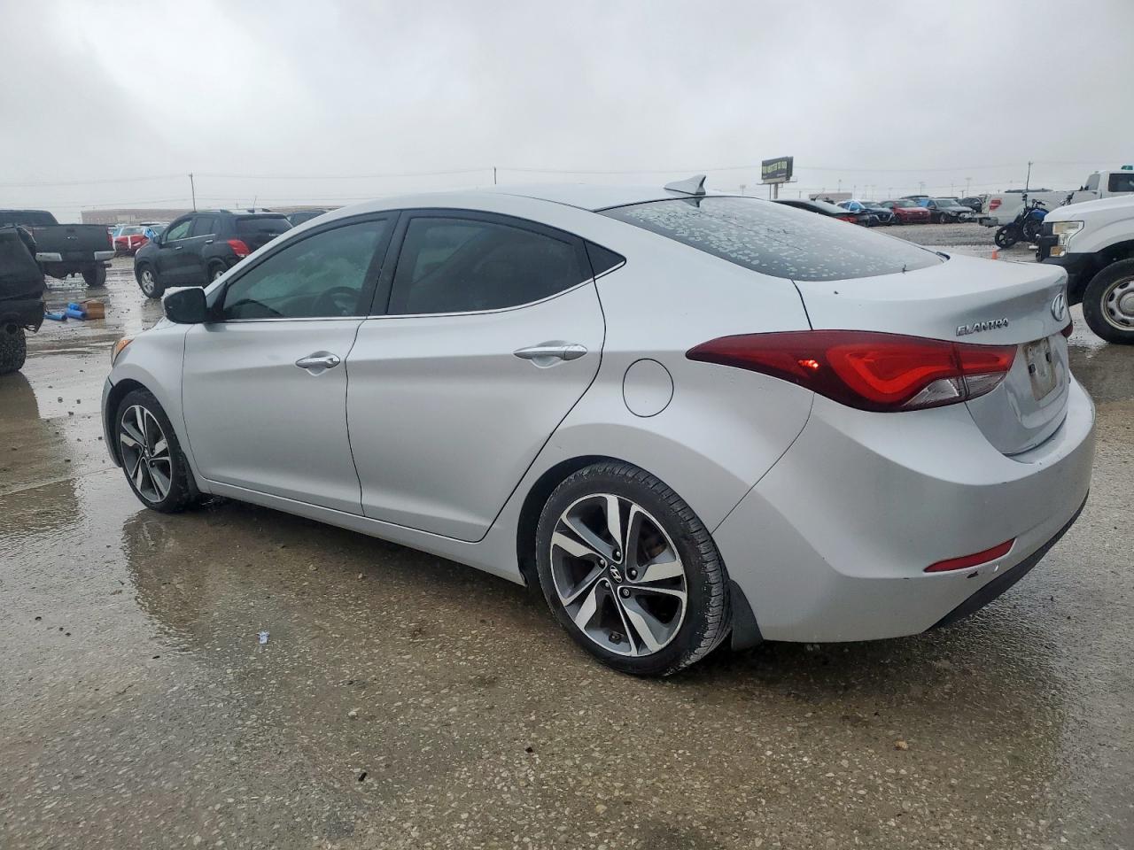 2015 Hyundai Elantra Limited Silver vin: KMHDH4AE7FU285613