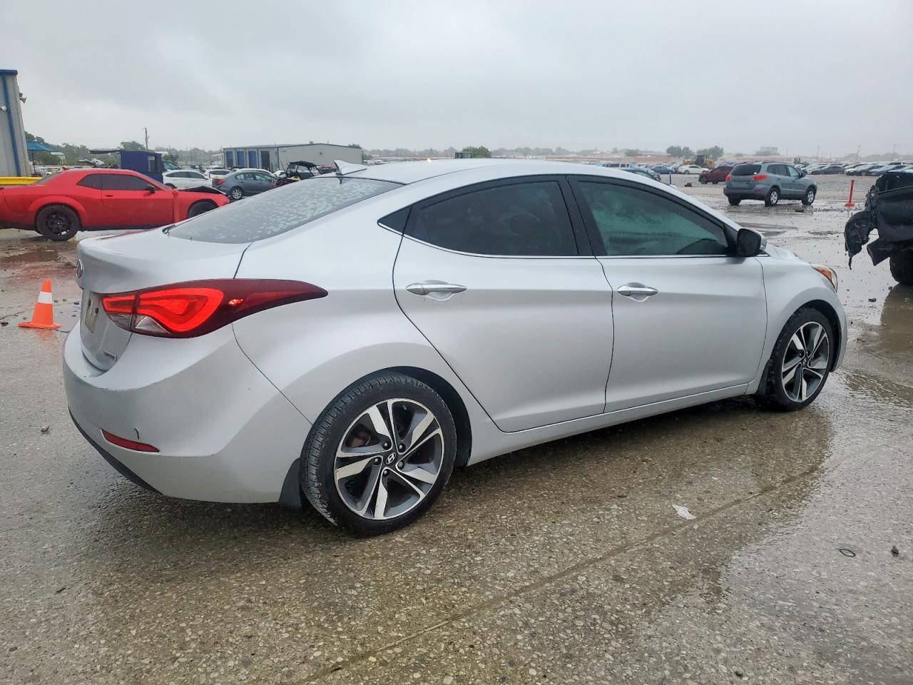 2015 Hyundai Elantra Limited Silver vin: KMHDH4AE7FU285613