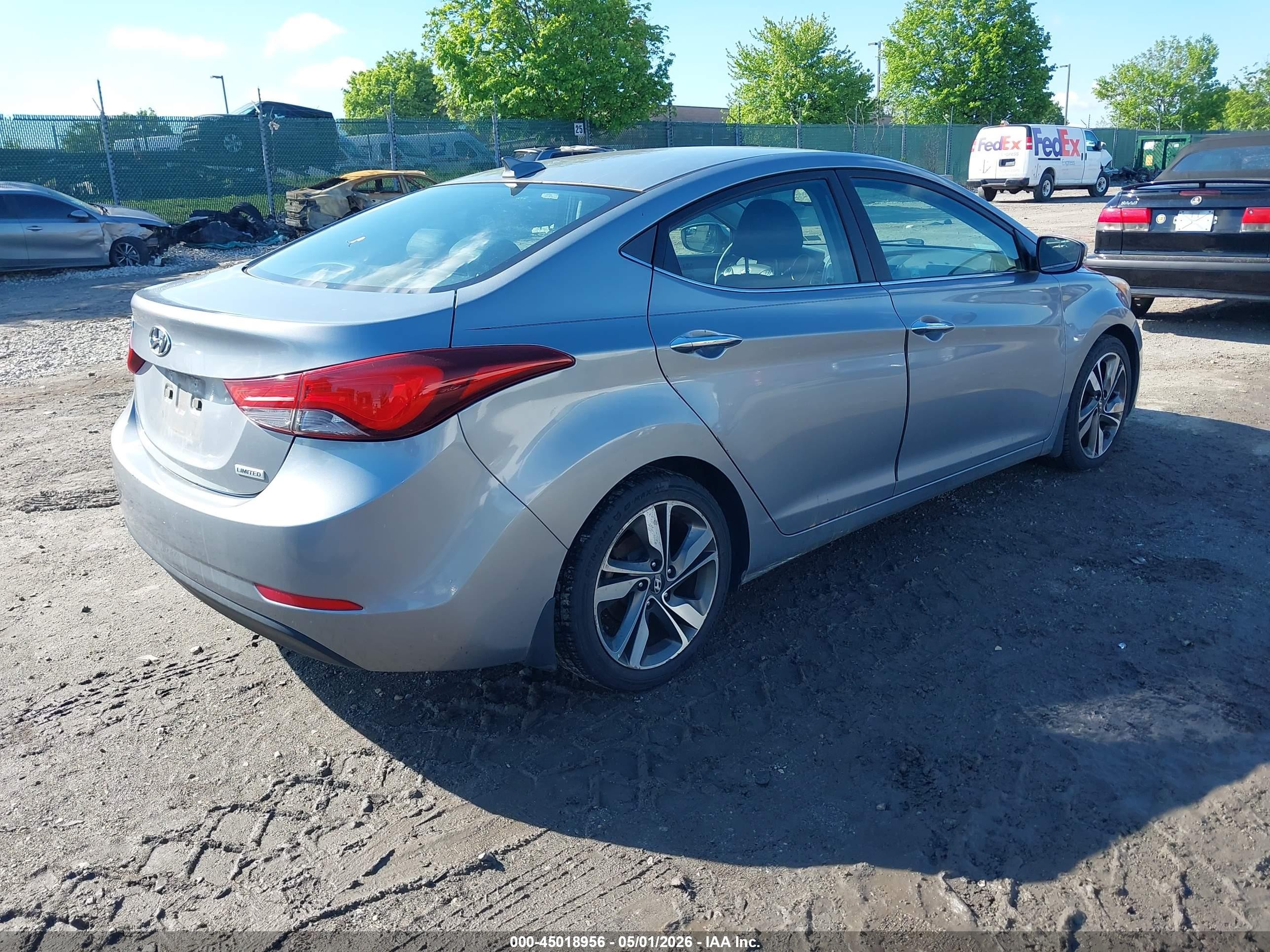 2015 Hyundai Elantra Limited Silver vin: KMHDH4AE7FU301437