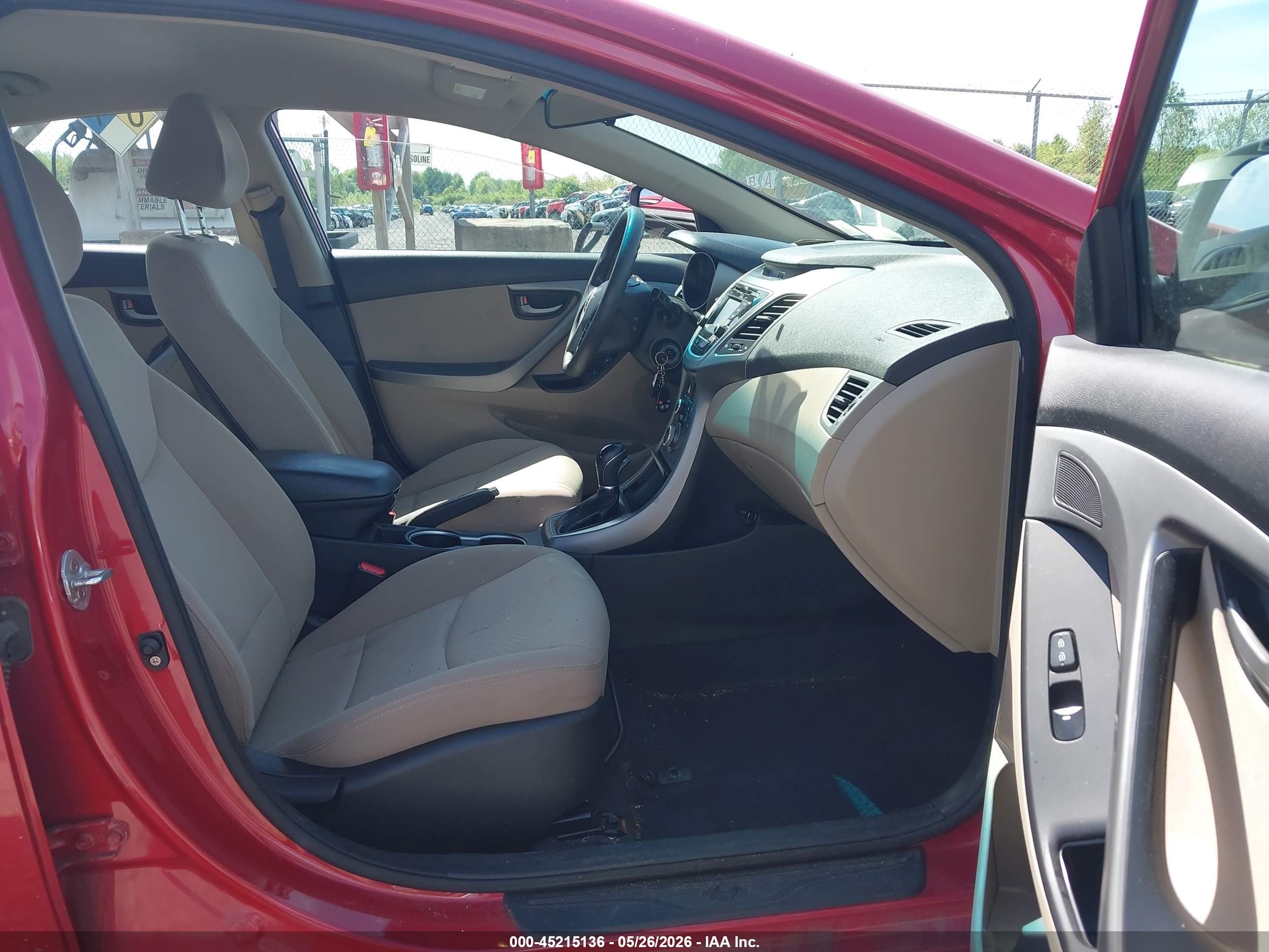2015 Hyundai Elantra Se Red vin: KMHDH4AE7FU357605