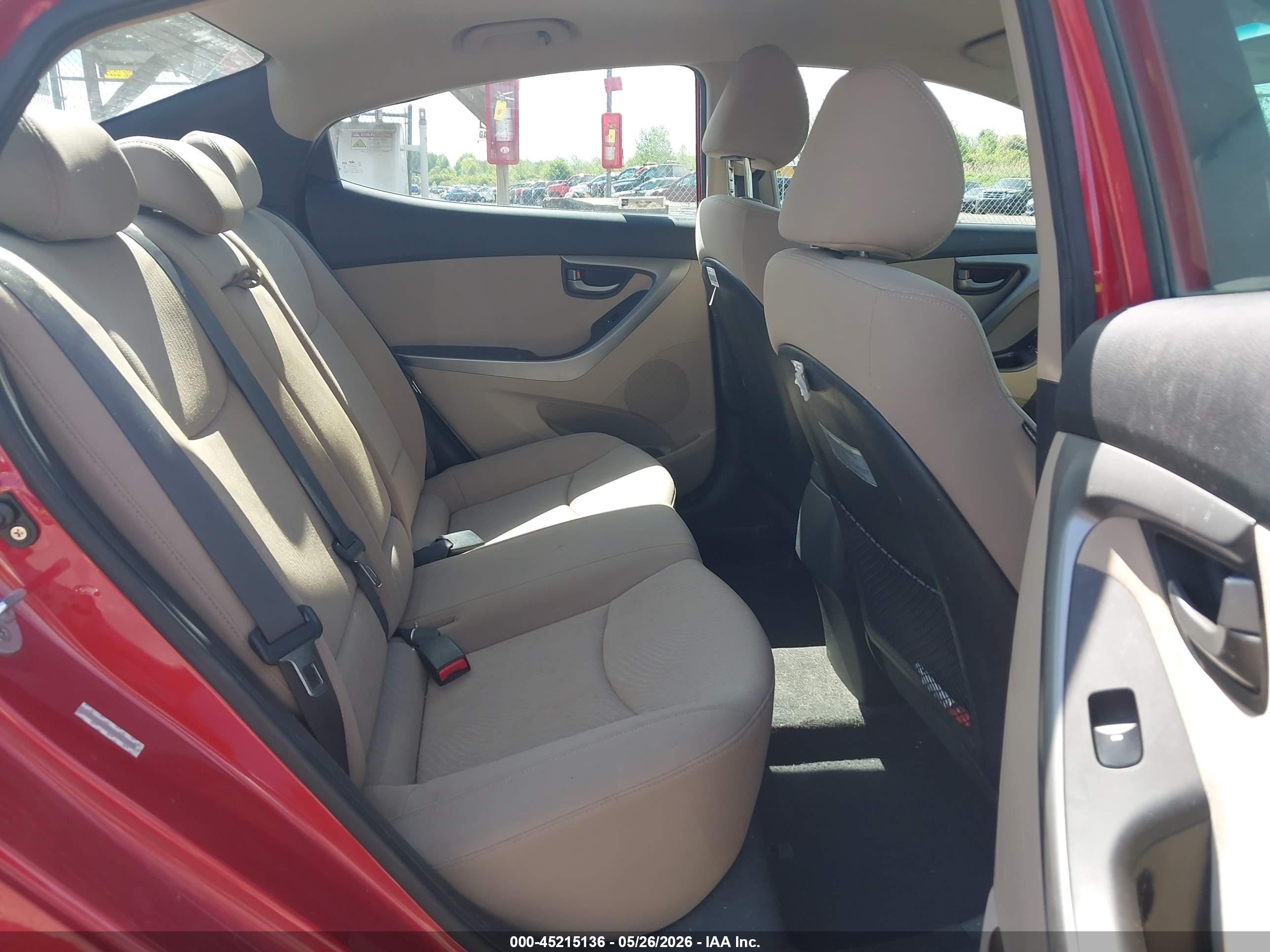 2015 Hyundai Elantra Se Red vin: KMHDH4AE7FU357605