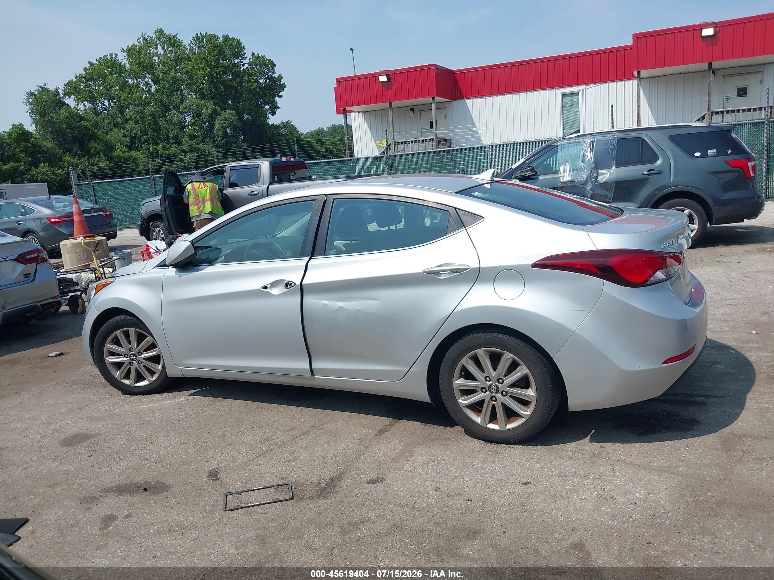 2015 Hyundai Elantra Se Silver vin: KMHDH4AE7FU393391