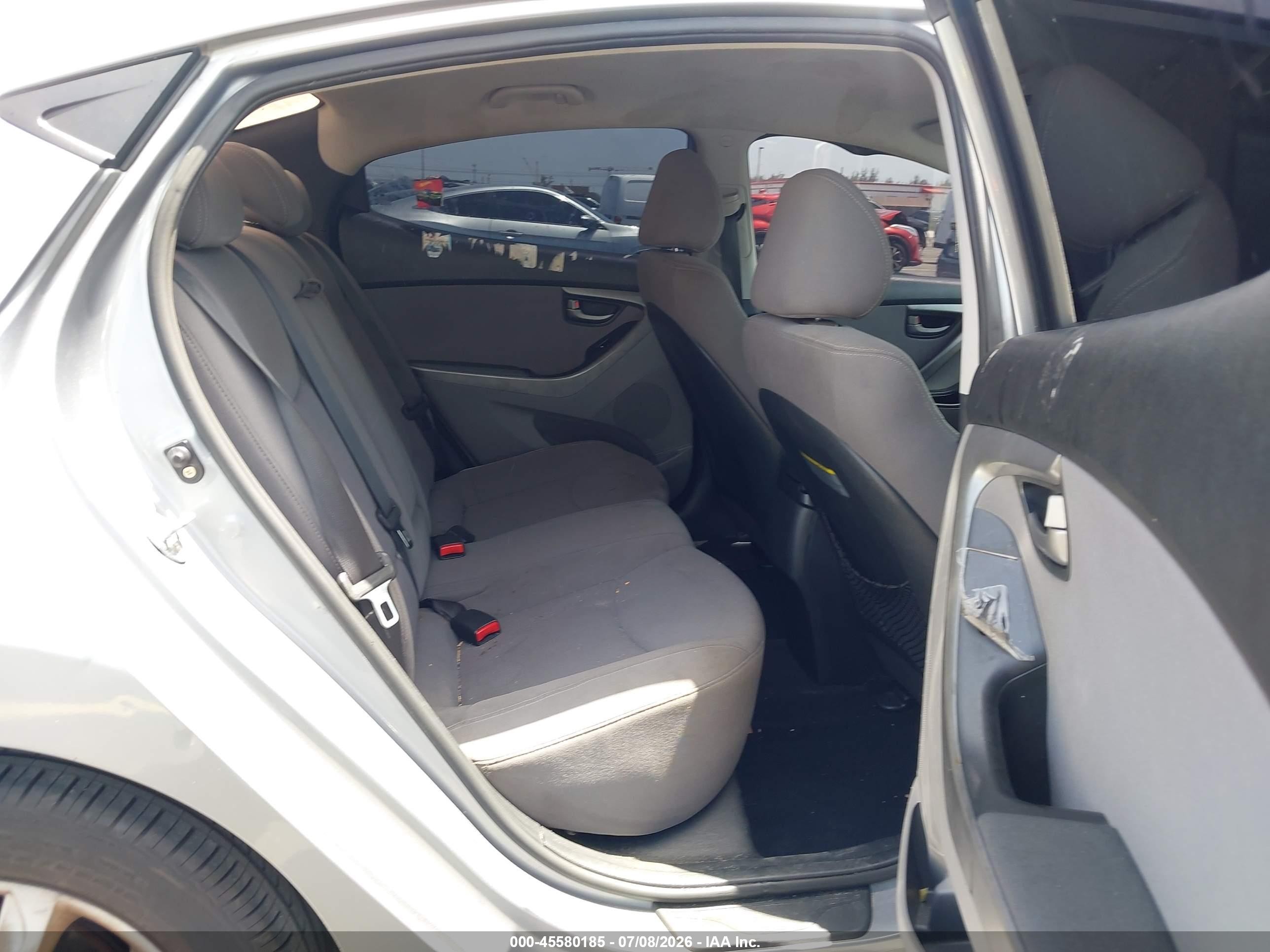 2015 Hyundai Elantra Se Silver vin: KMHDH4AE7FU419570