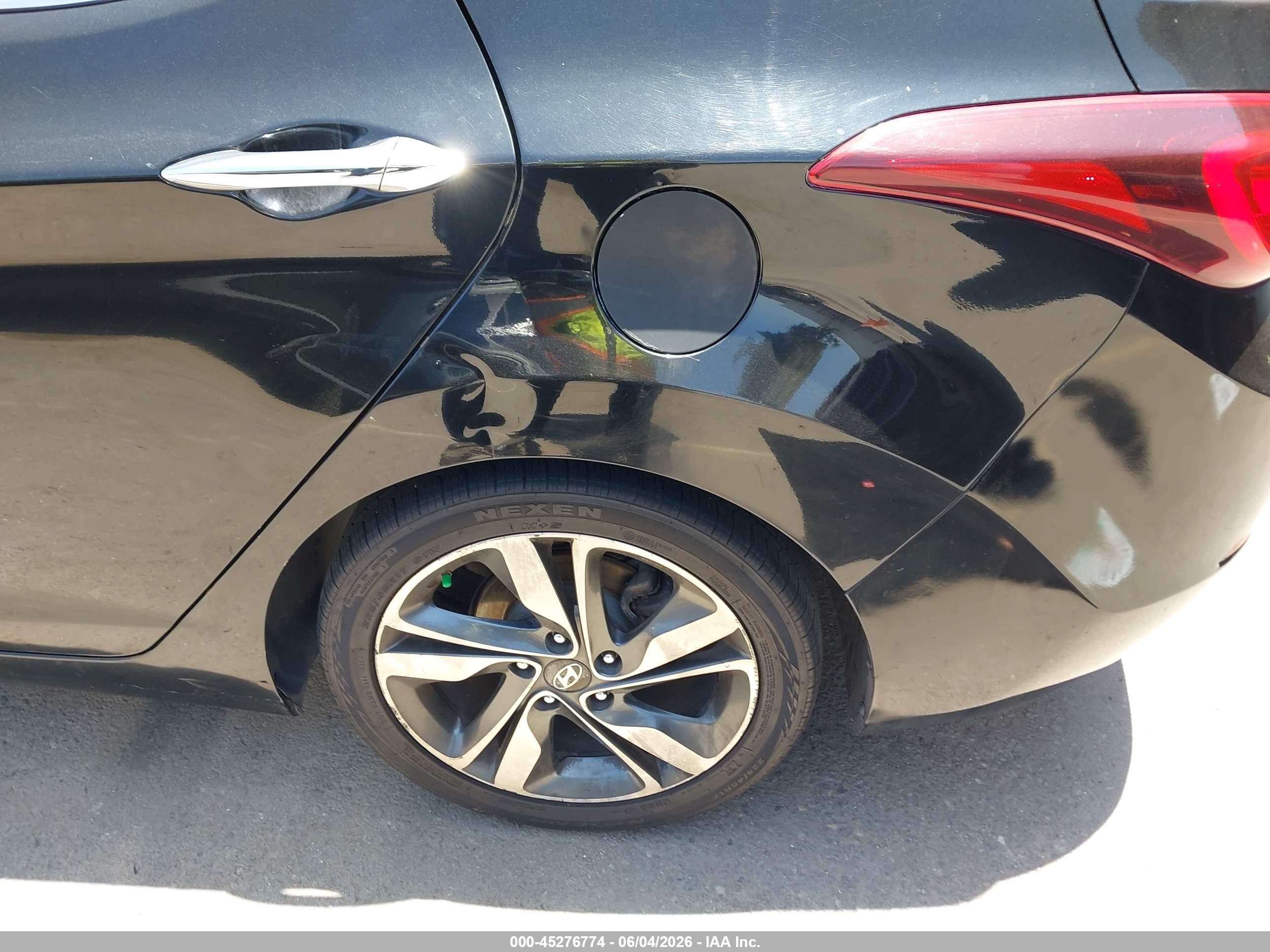 2015 Hyundai Elantra Limited Black vin: KMHDH4AE7FU437759