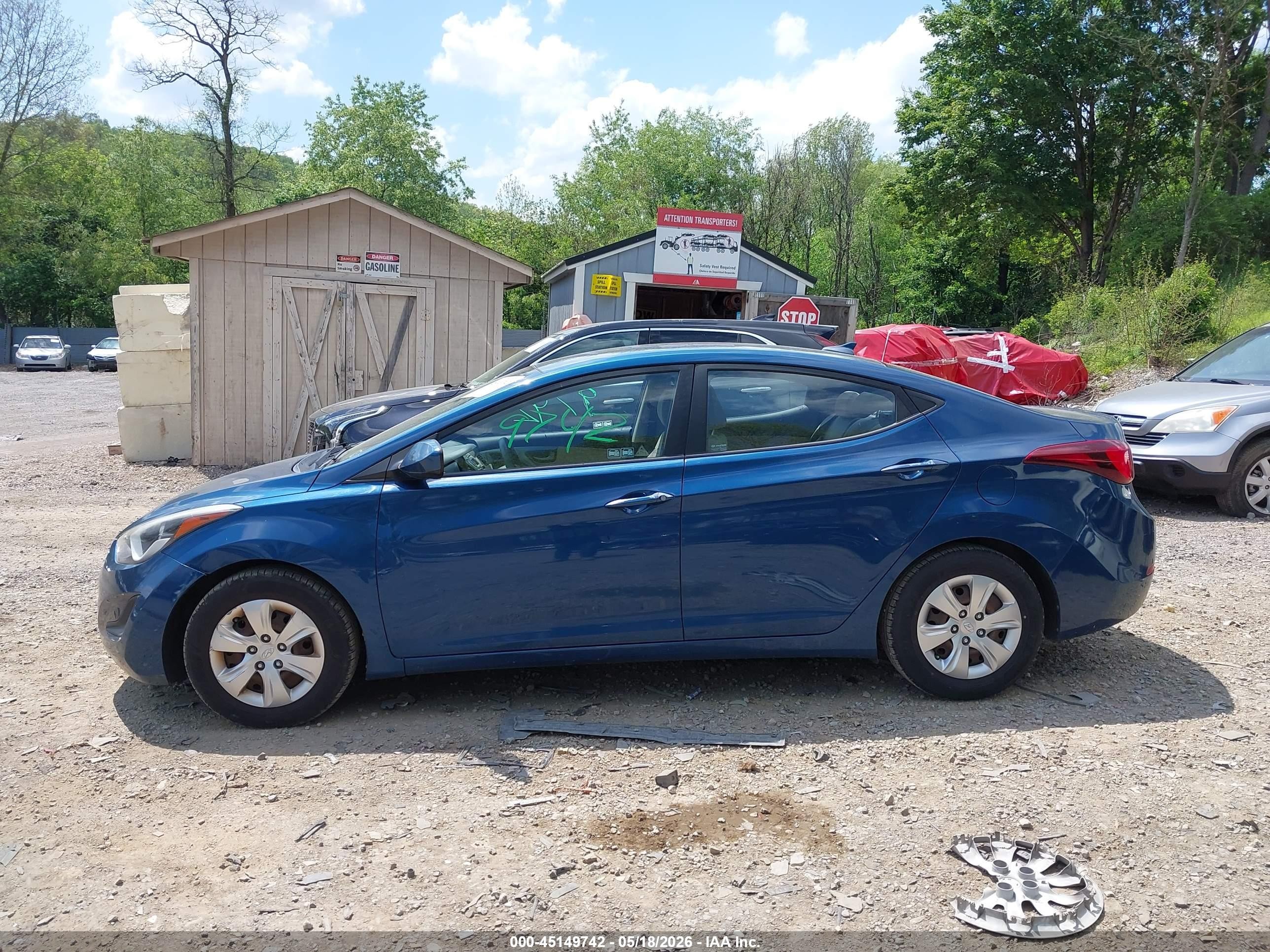 2016 Hyundai Elantra Se Blue vin: KMHDH4AE7GU570460