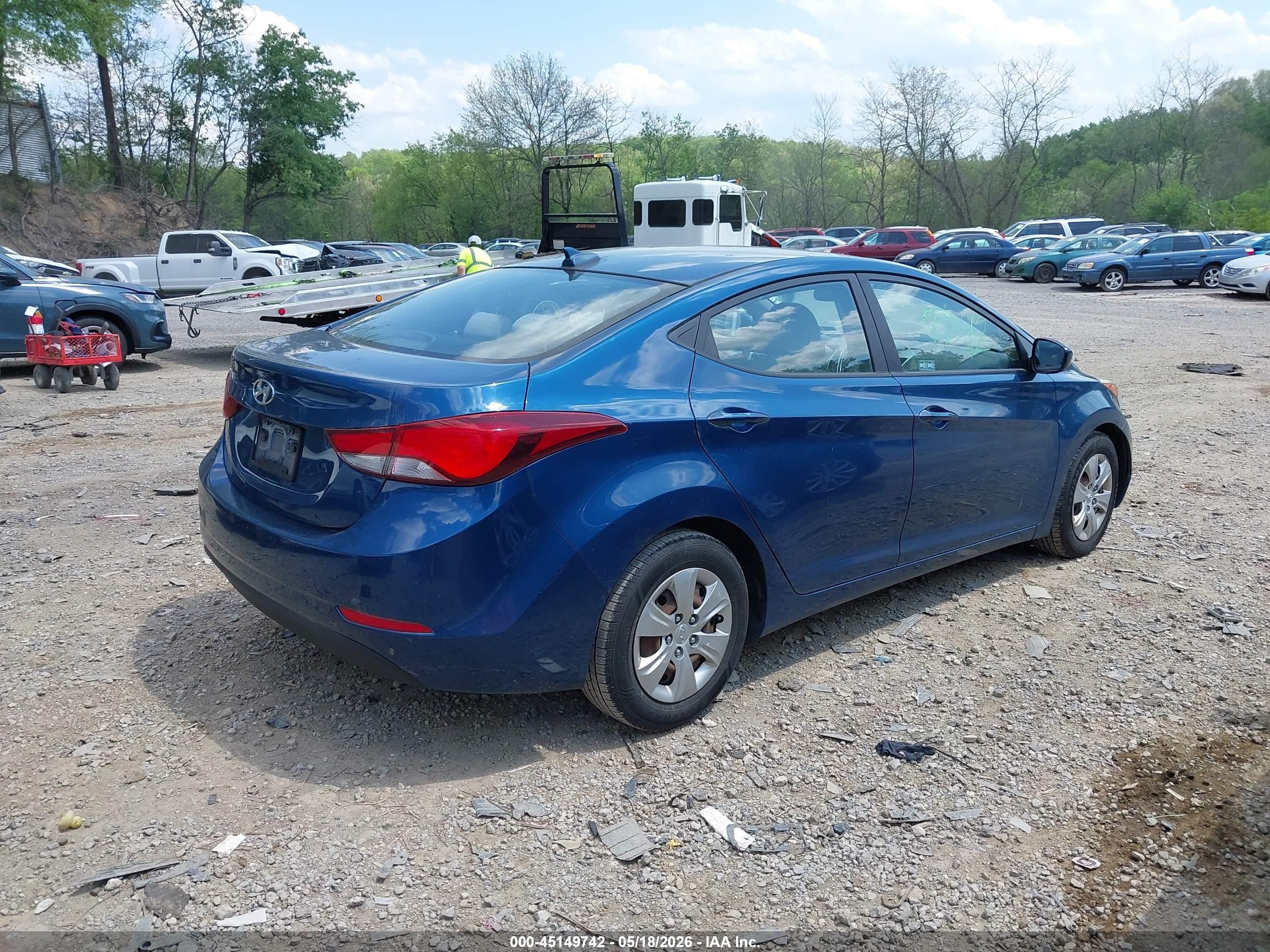 2016 Hyundai Elantra Se Blue vin: KMHDH4AE7GU570460