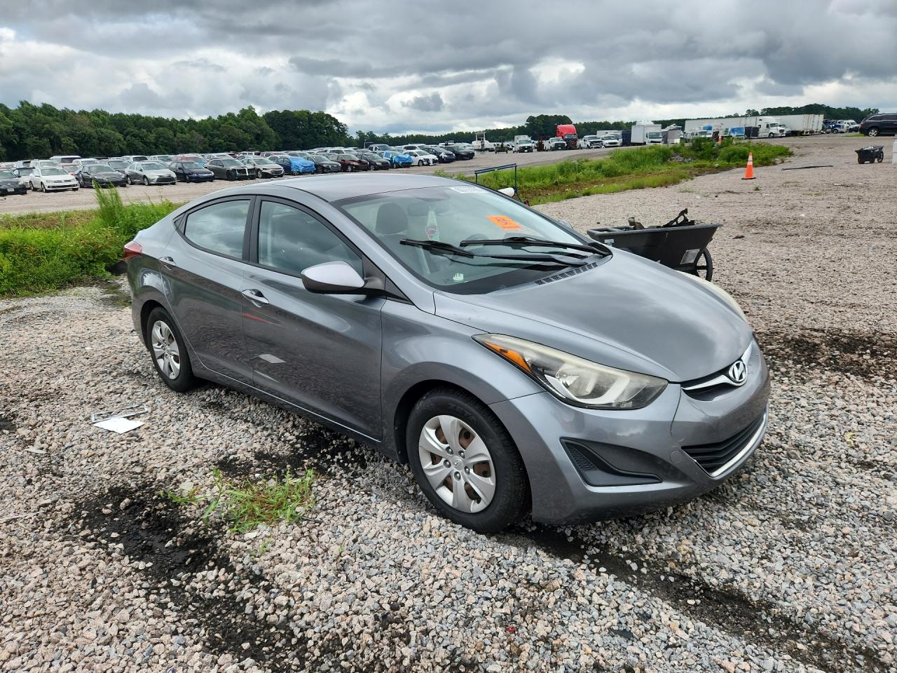2016 Hyundai Elantra Silver vin: KMHDH4AE7GU634576