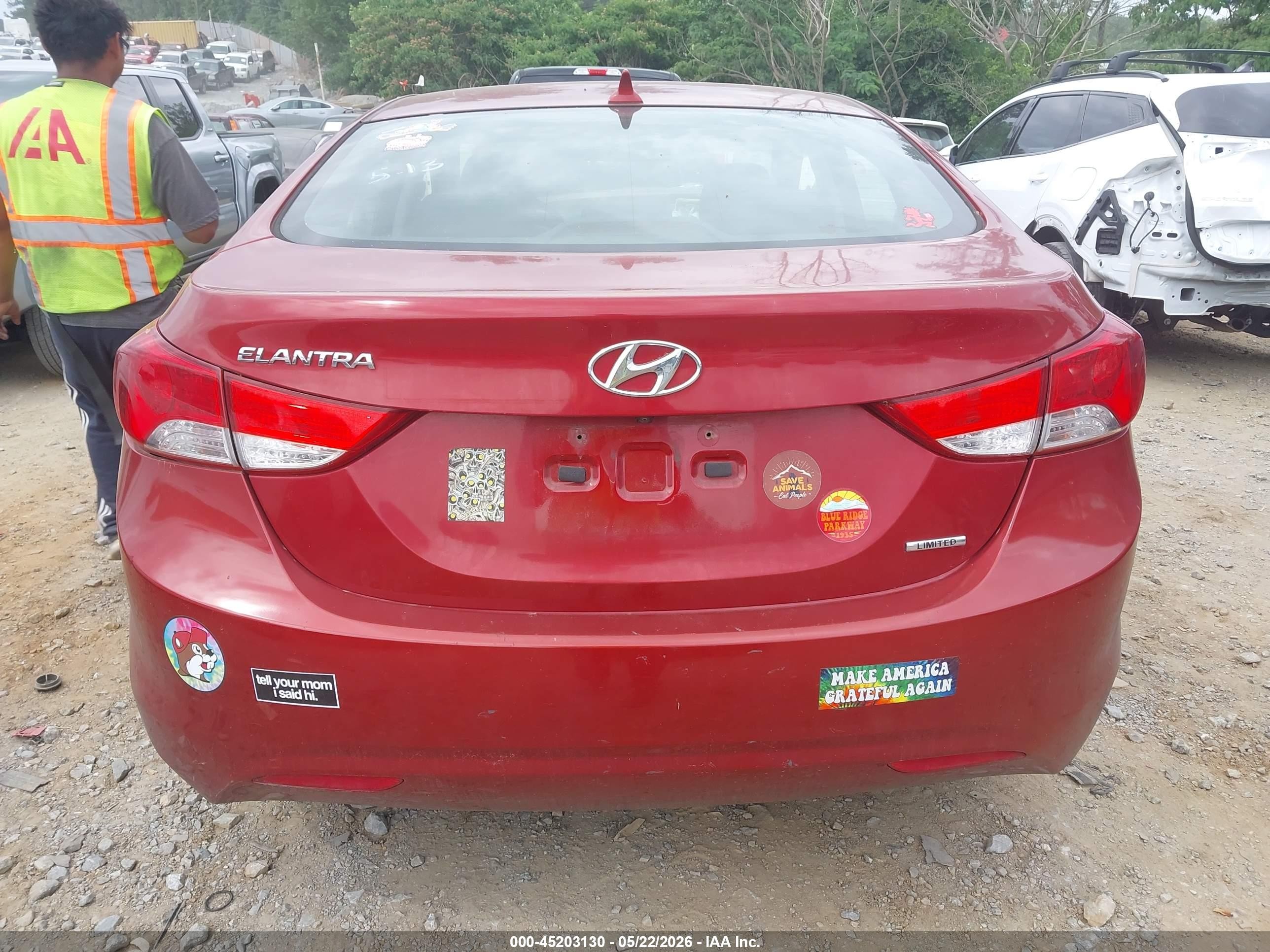 2011 Hyundai Elantra Limited (ulsan Plant) Красный vin: KMHDH4AE8BU091120