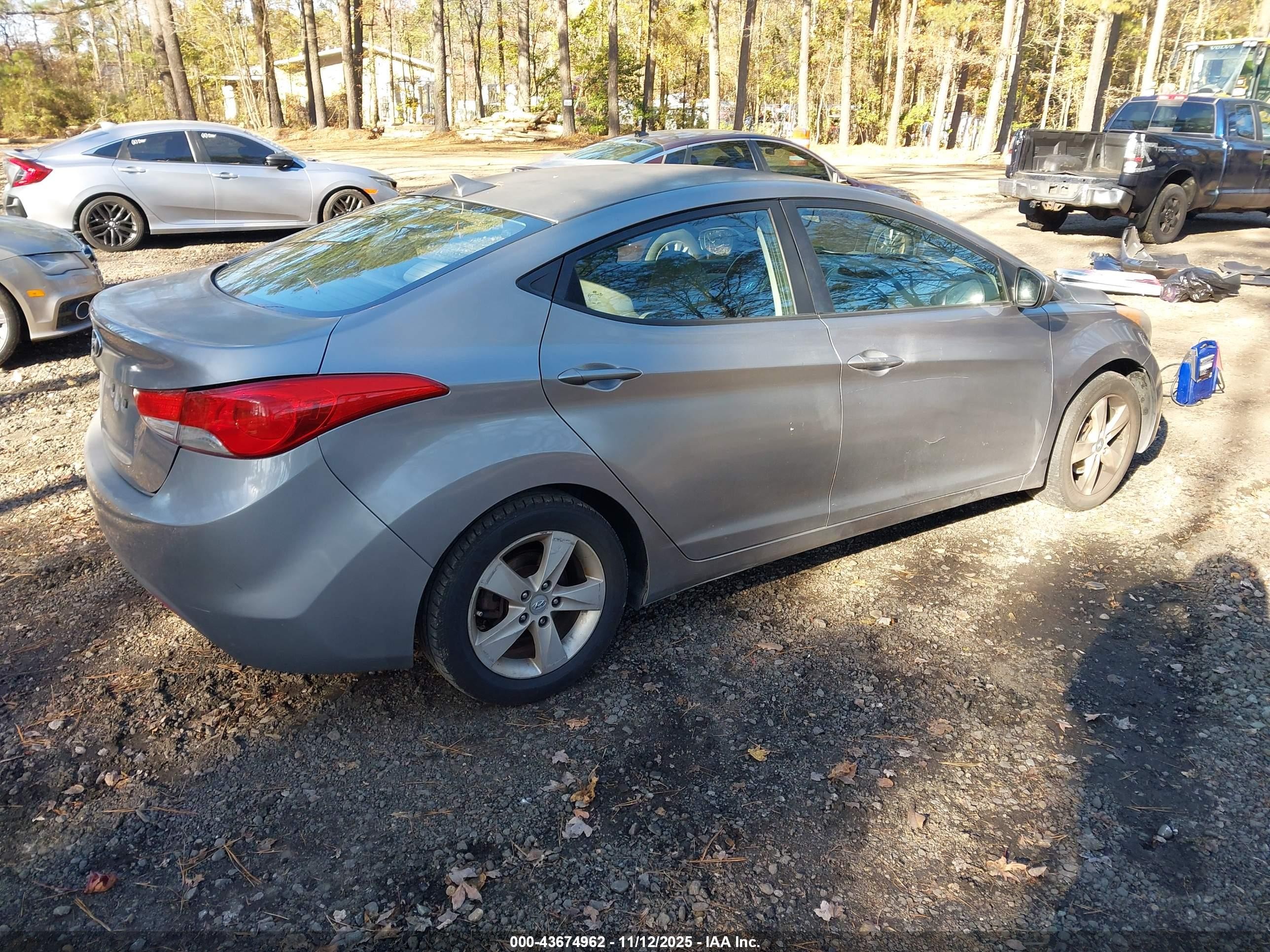 2011 Hyundai Elantra Gls (ulsan Plant) Gray vin: KMHDH4AE8BU093031