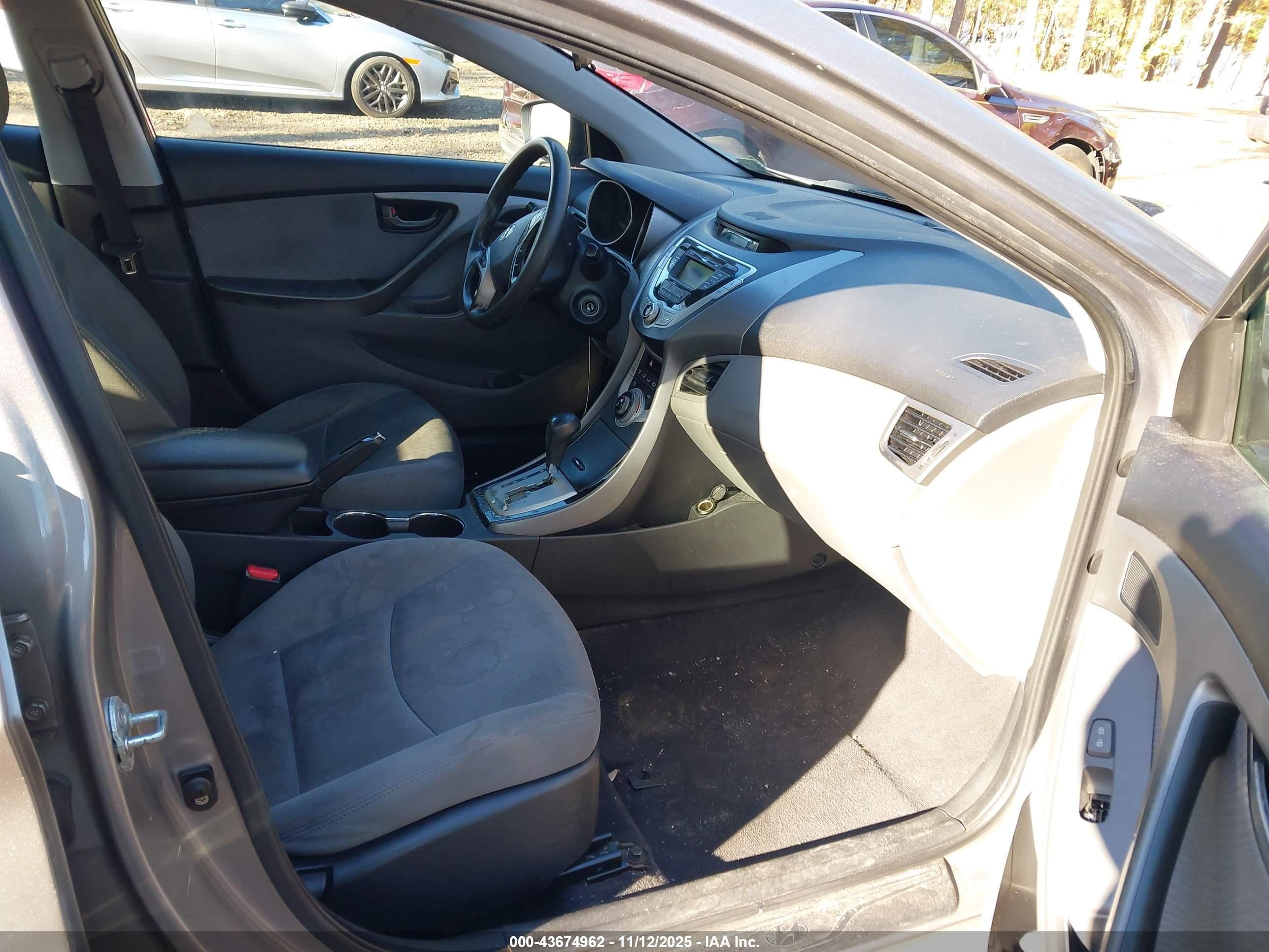 2011 Hyundai Elantra Gls (ulsan Plant) Gray vin: KMHDH4AE8BU093031