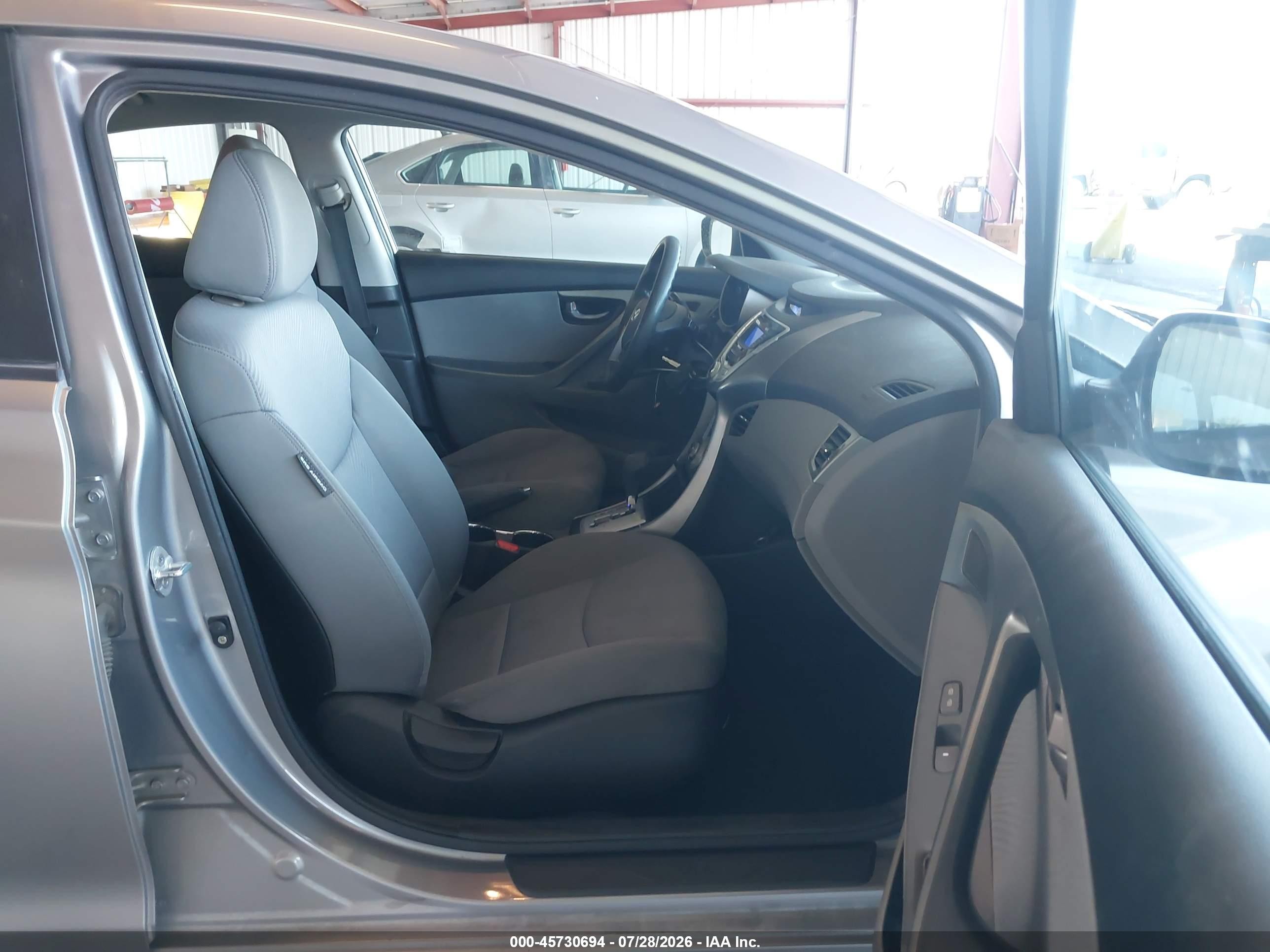 2011 Hyundai Elantra Gls (ulsan Plant) Silver vin: KMHDH4AE8BU156421