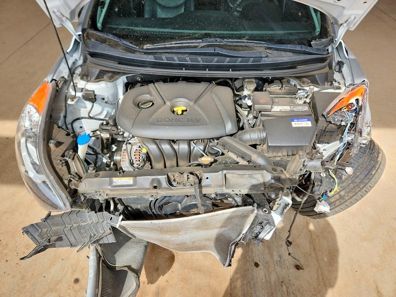 2011 Hyundai Elantra Limited Серебряный vin: KMHDH4AE8BU157925