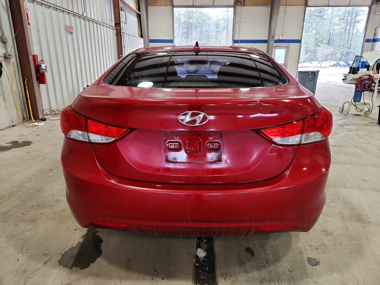 2011 Hyundai Elantra Gls Красный vin: KMHDH4AE8BU163031