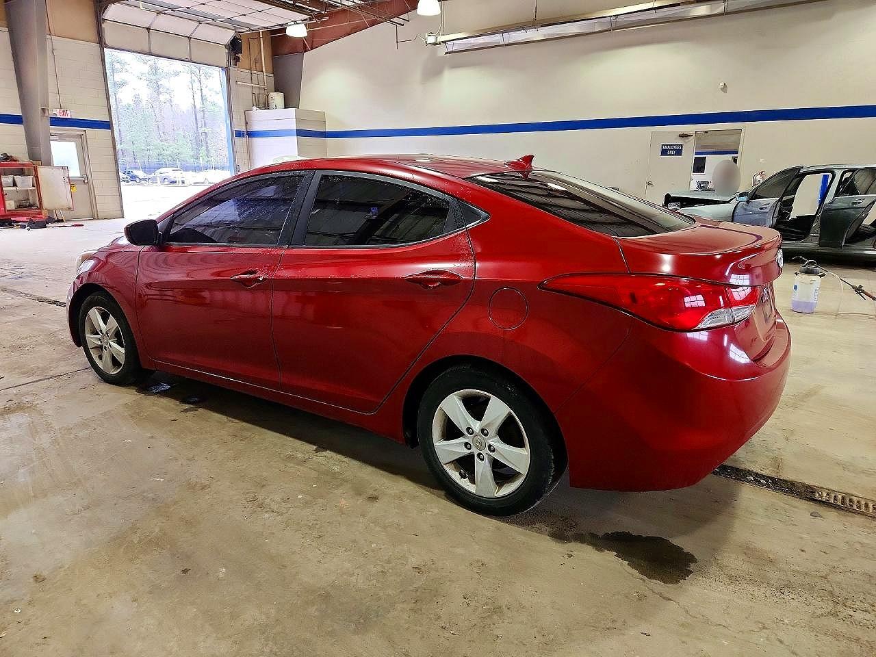 2011 Hyundai Elantra Gls Красный vin: KMHDH4AE8BU163031