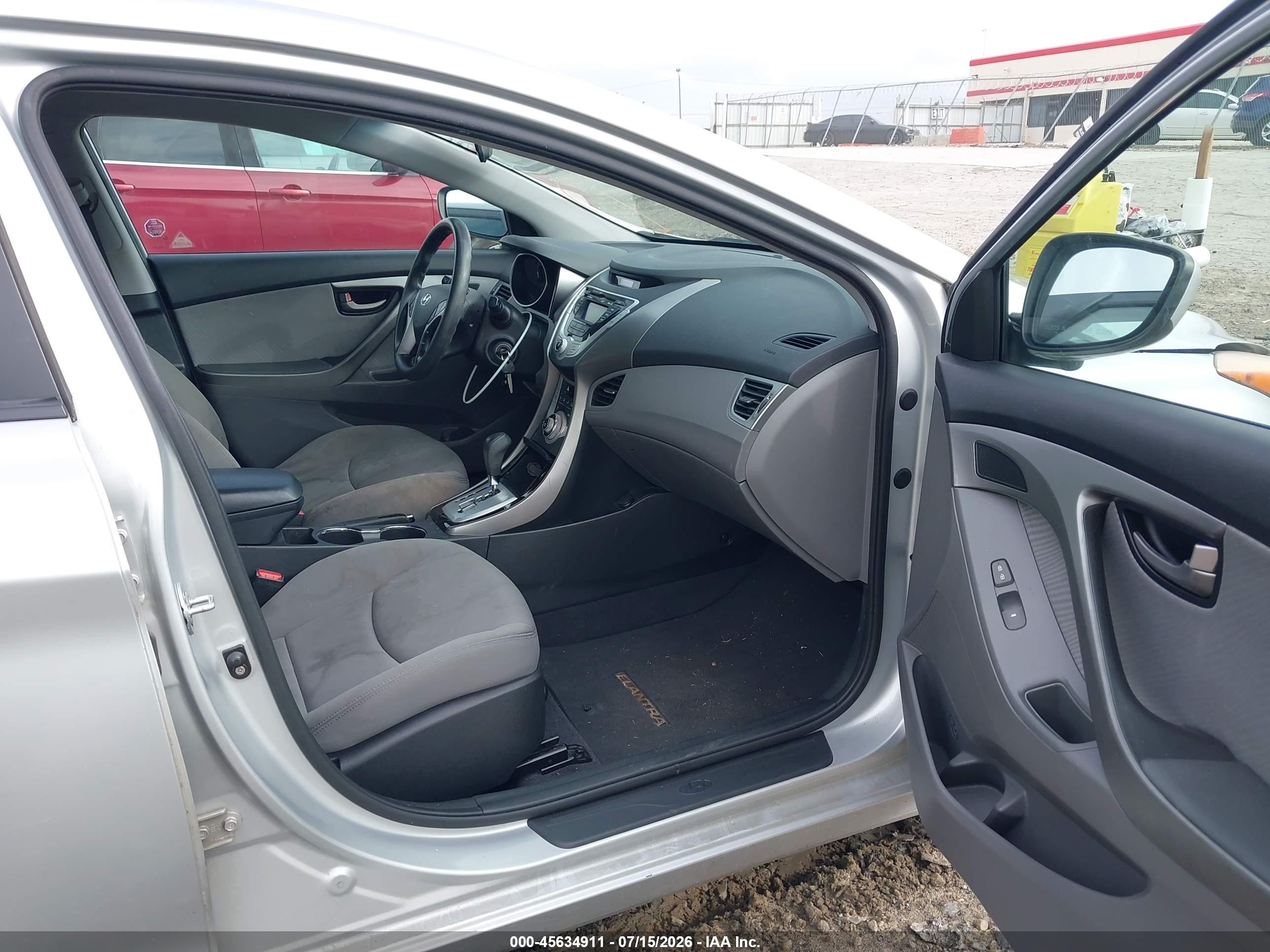 2012 Hyundai Elantra Gls (ulsan Plant) Silver vin: KMHDH4AE8CU208082