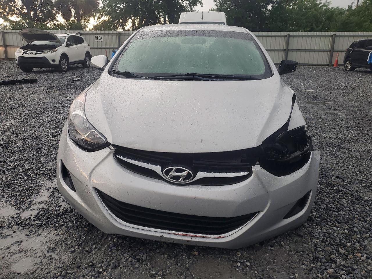 2012 Hyundai Elantra Gls Серебряный vin: KMHDH4AE8CU252082