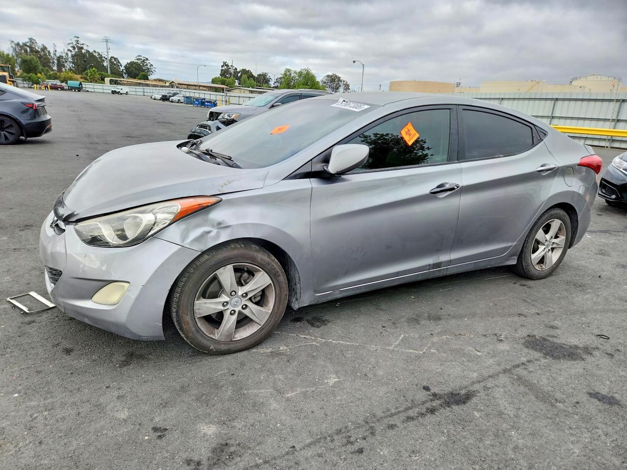 KMHDH4AE8CU282392