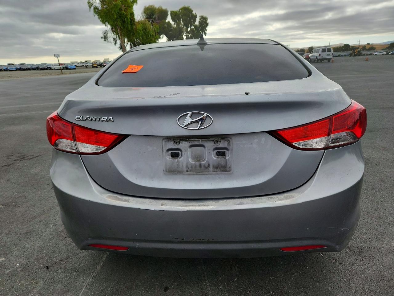 2012 Hyundai Elantra Gls Silver vin: KMHDH4AE8CU282392
