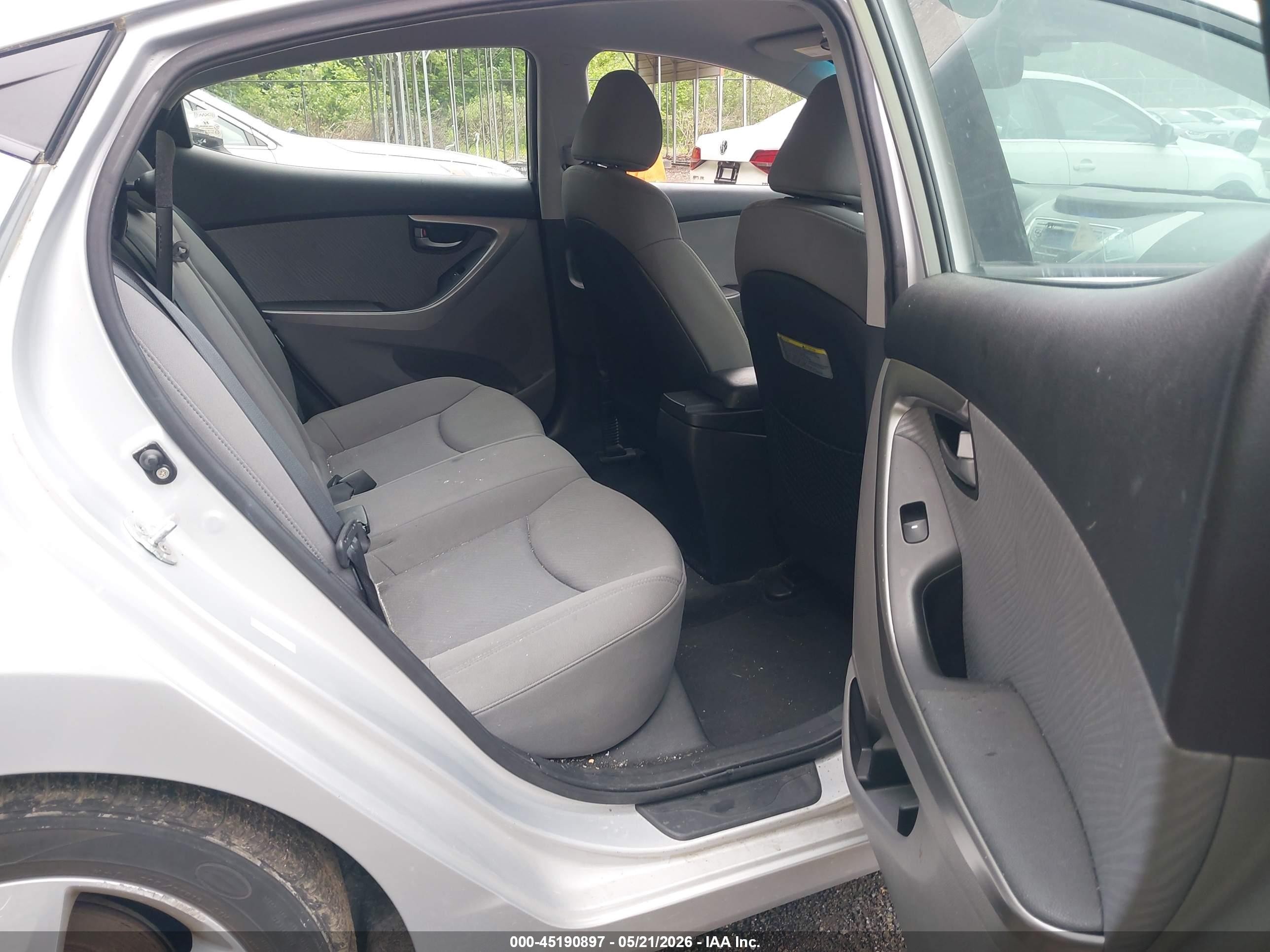 2012 Hyundai Elantra Gls (ulsan Plant) Silver vin: KMHDH4AE8CU298544