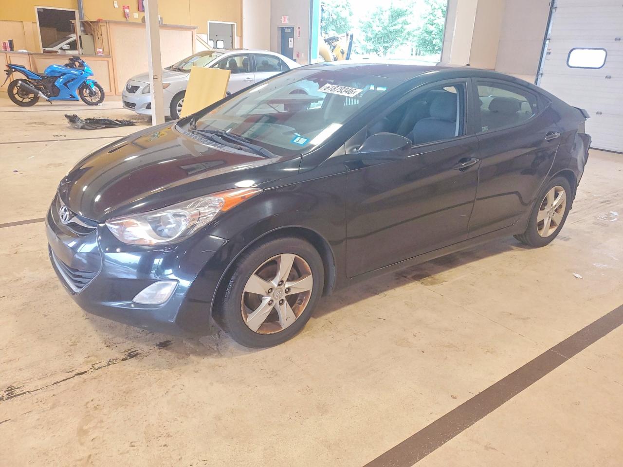 KMHDH4AE8CU301300