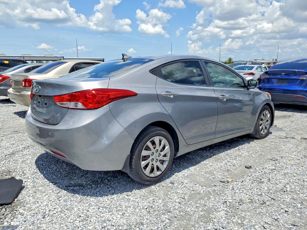 2012 Hyundai Elantra Gls Gray vin: KMHDH4AE8CU318856