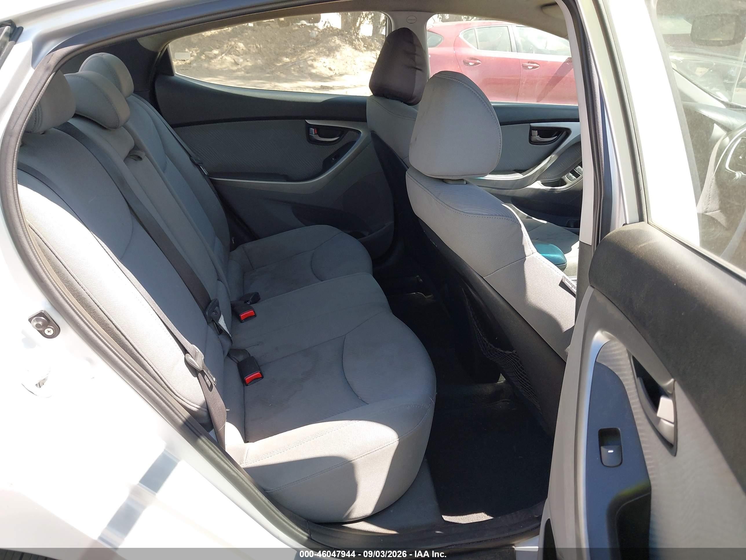 2012 Hyundai Elantra Gls (ulsan Plant) Silver vin: KMHDH4AE8CU345362