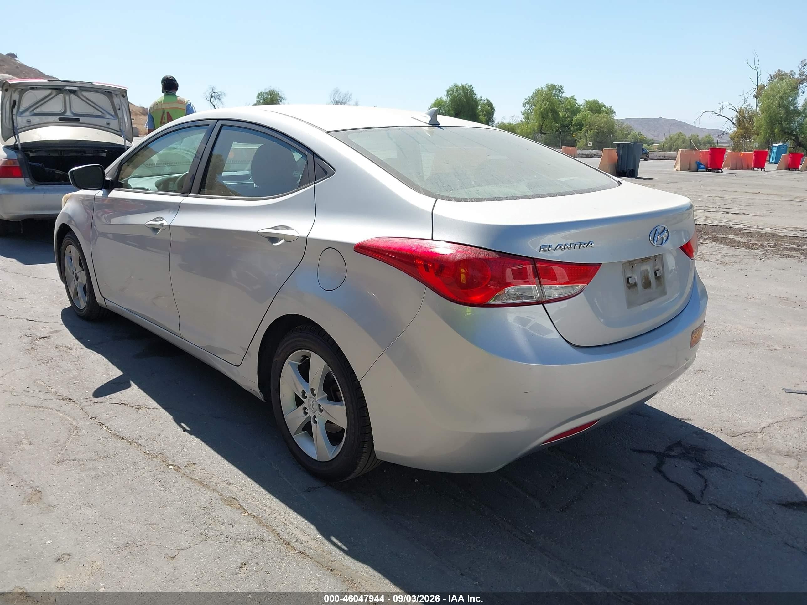 2012 Hyundai Elantra Gls (ulsan Plant) Silver vin: KMHDH4AE8CU345362