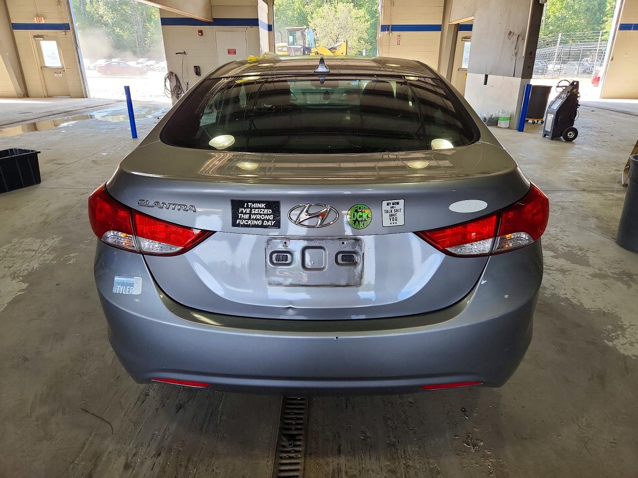 2012 Hyundai Elantra Gls Gray vin: KMHDH4AE8CU413109