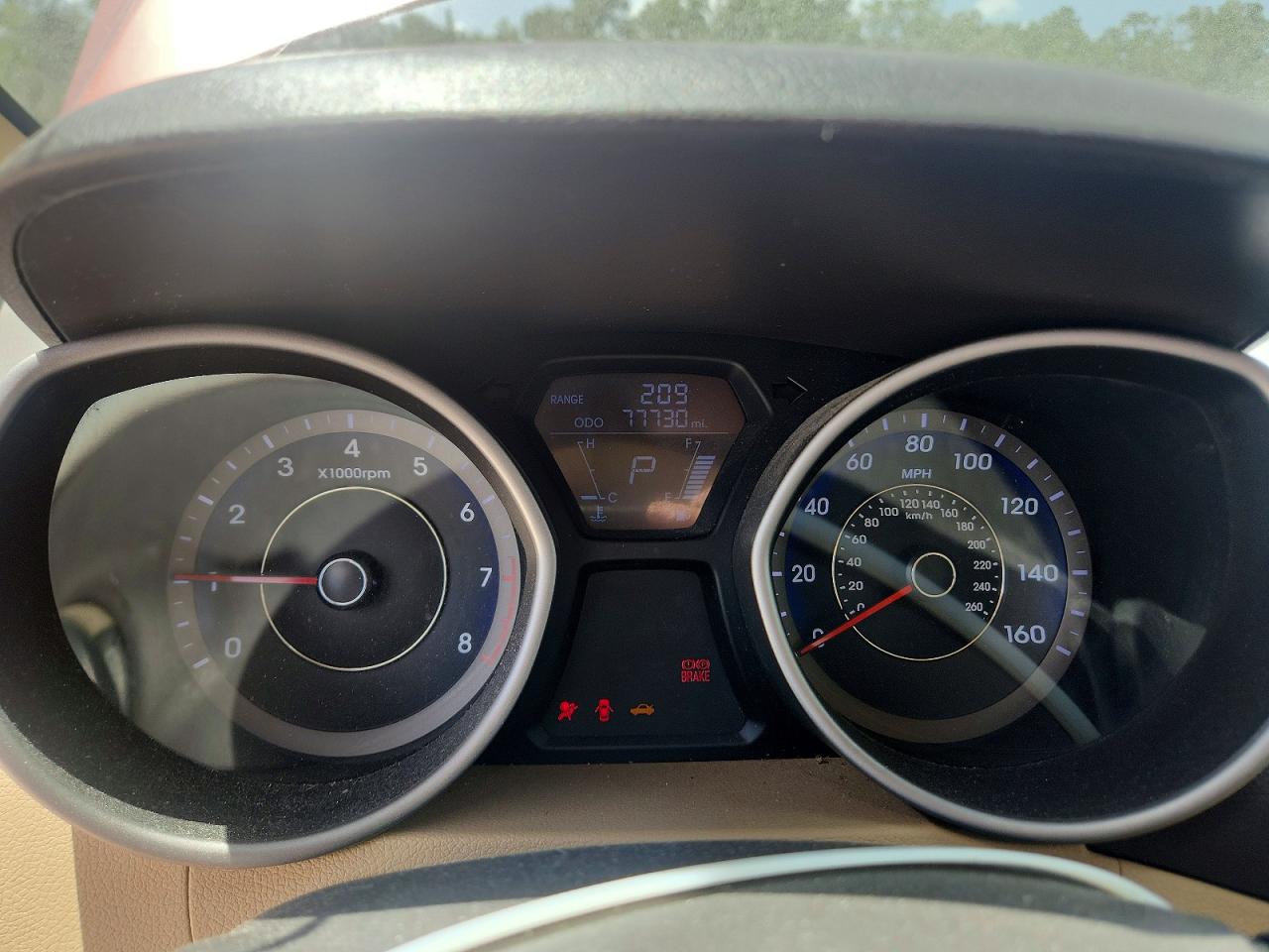 2012 Hyundai Elantra Limited Red vin: KMHDH4AE8CU430234