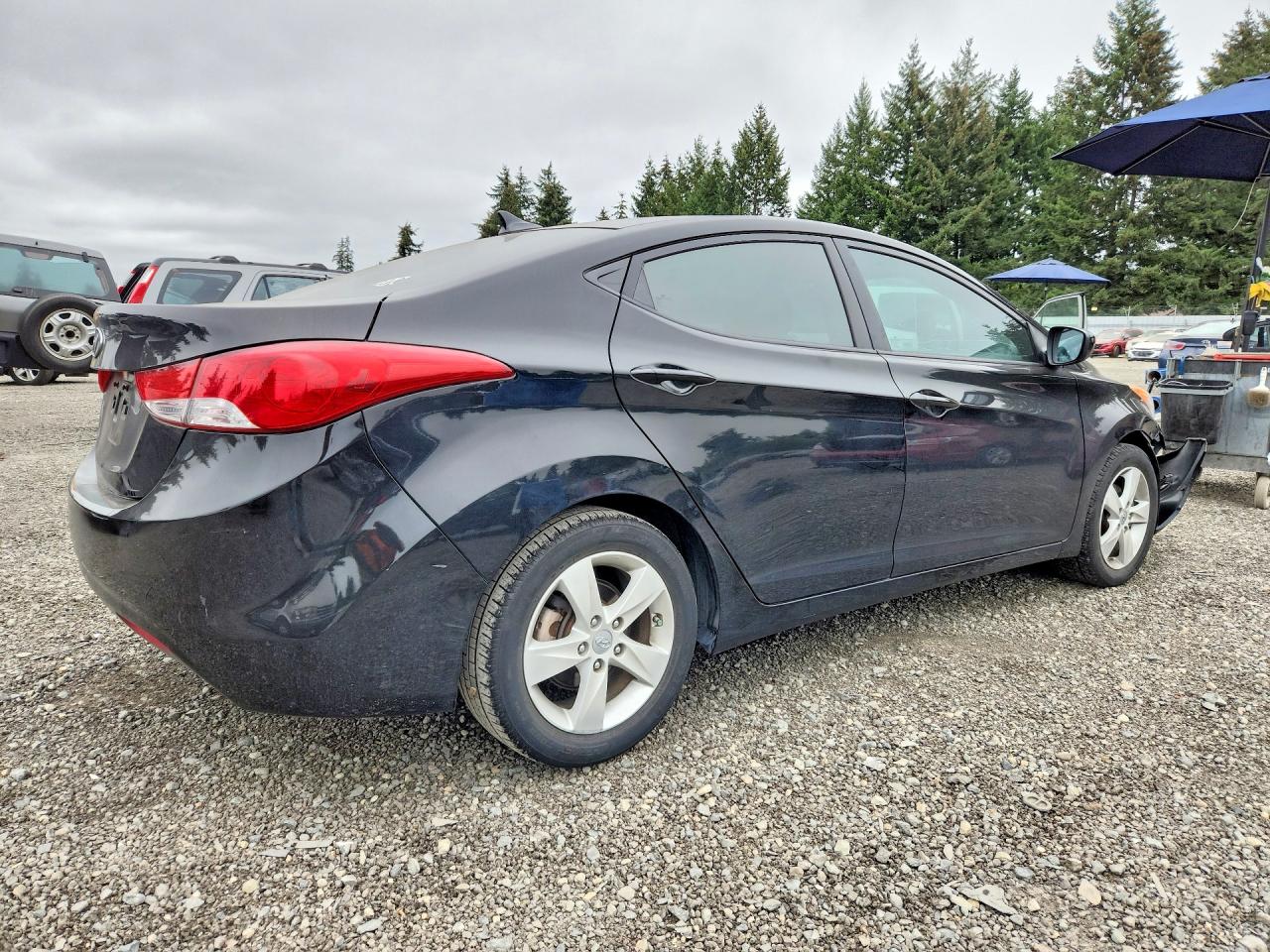 2013 Hyundai Elantra Gls Black vin: KMHDH4AE8DU005596