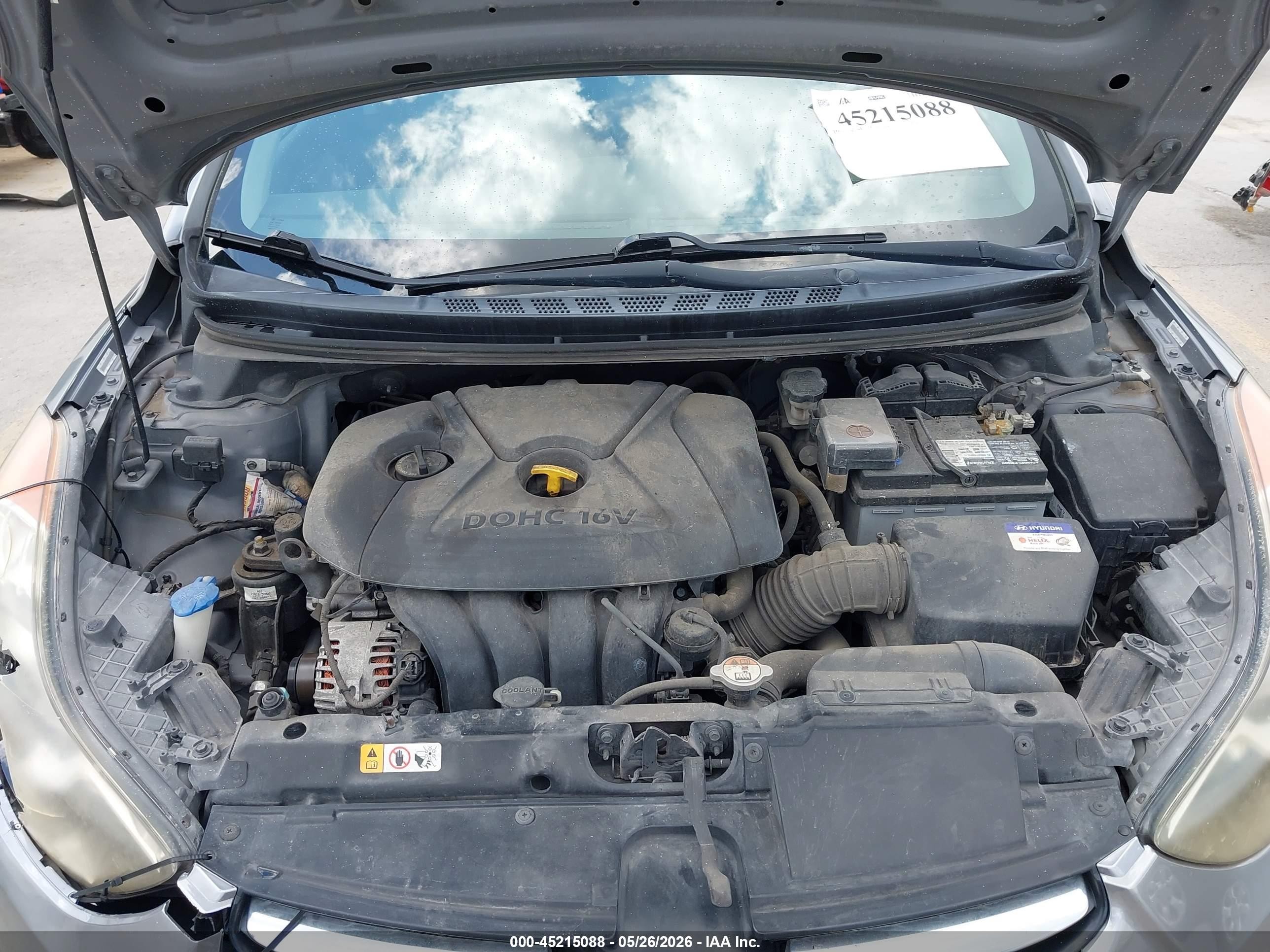 2013 Hyundai Elantra Gls Gold vin: KMHDH4AE8DU529914