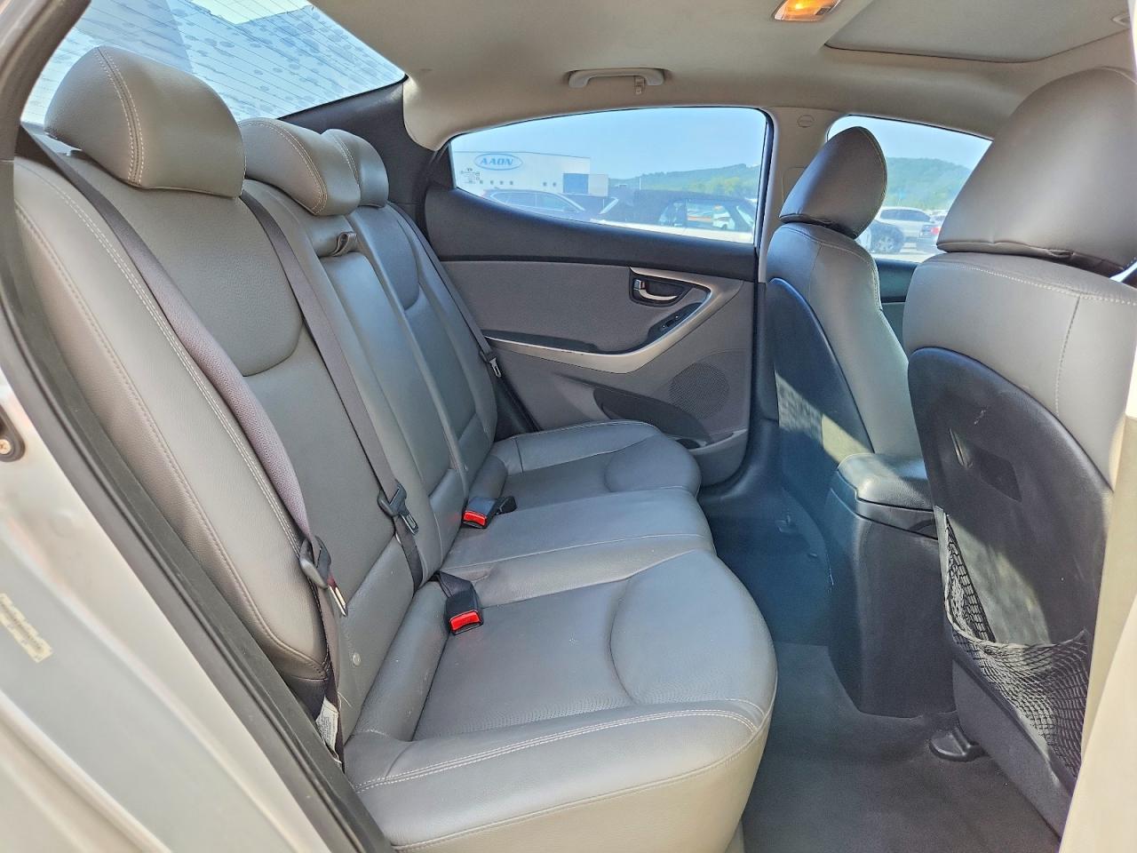 2013 Hyundai Elantra Limited Silver vin: KMHDH4AE8DU541738
