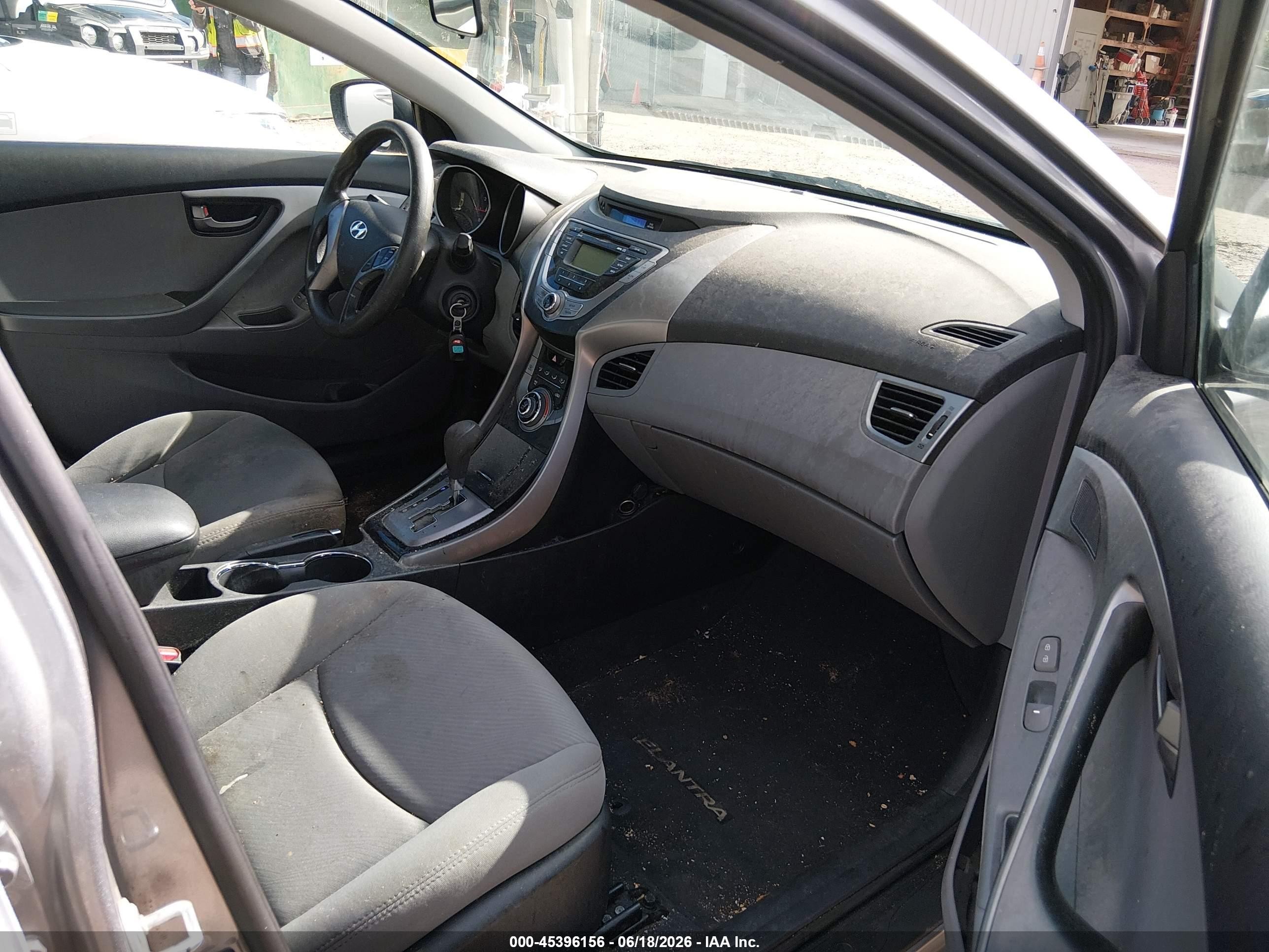 2013 Hyundai Elantra Gls Silver vin: KMHDH4AE8DU542355