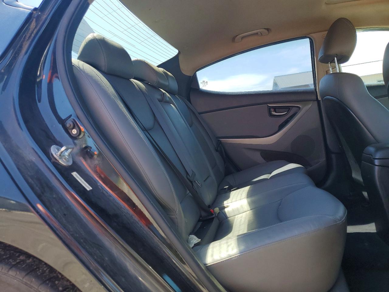 2013 Hyundai Elantra Limited Black vin: KMHDH4AE8DU572455