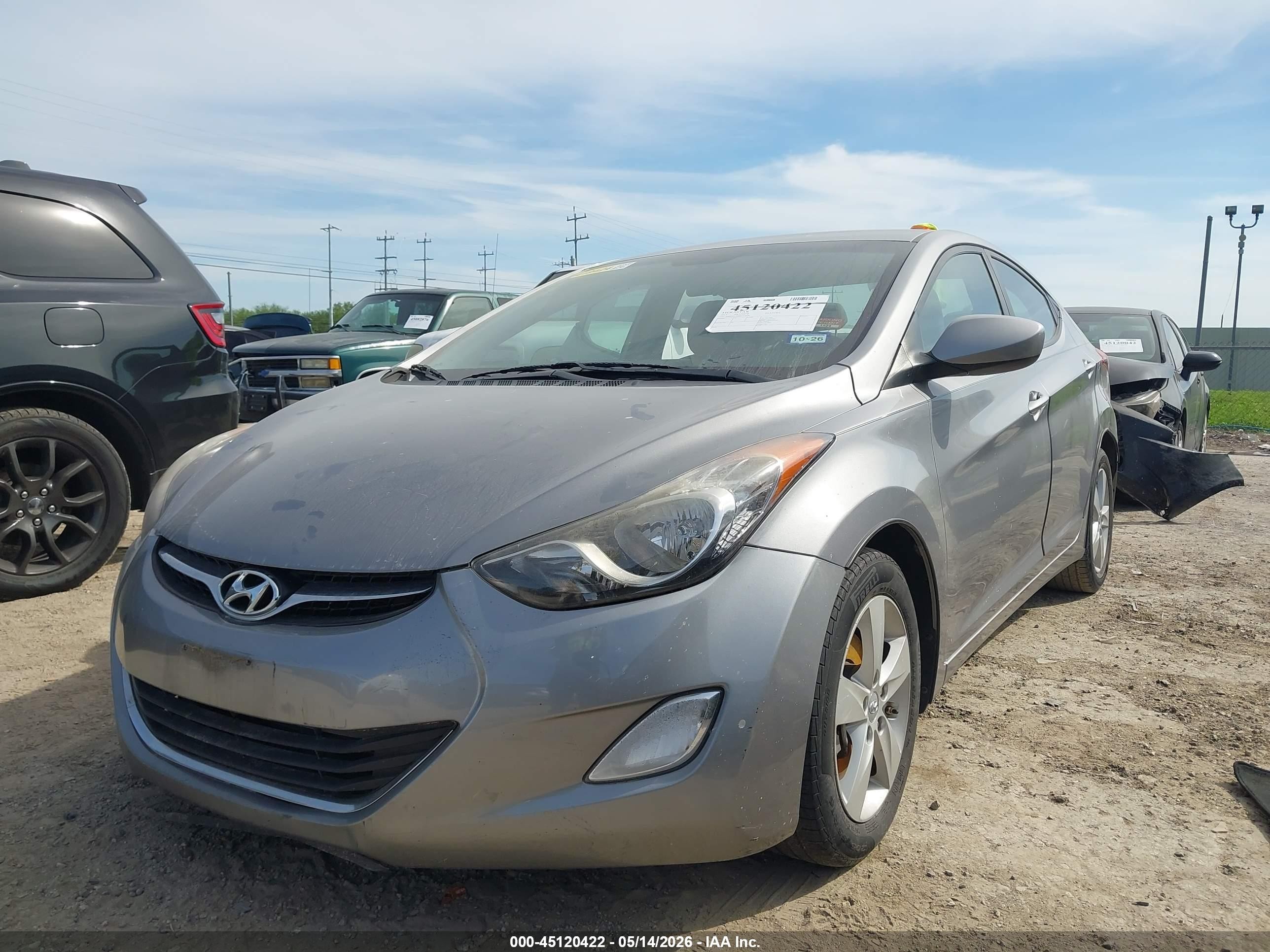 2013 Hyundai Elantra Gls Silver vin: KMHDH4AE8DU573699
