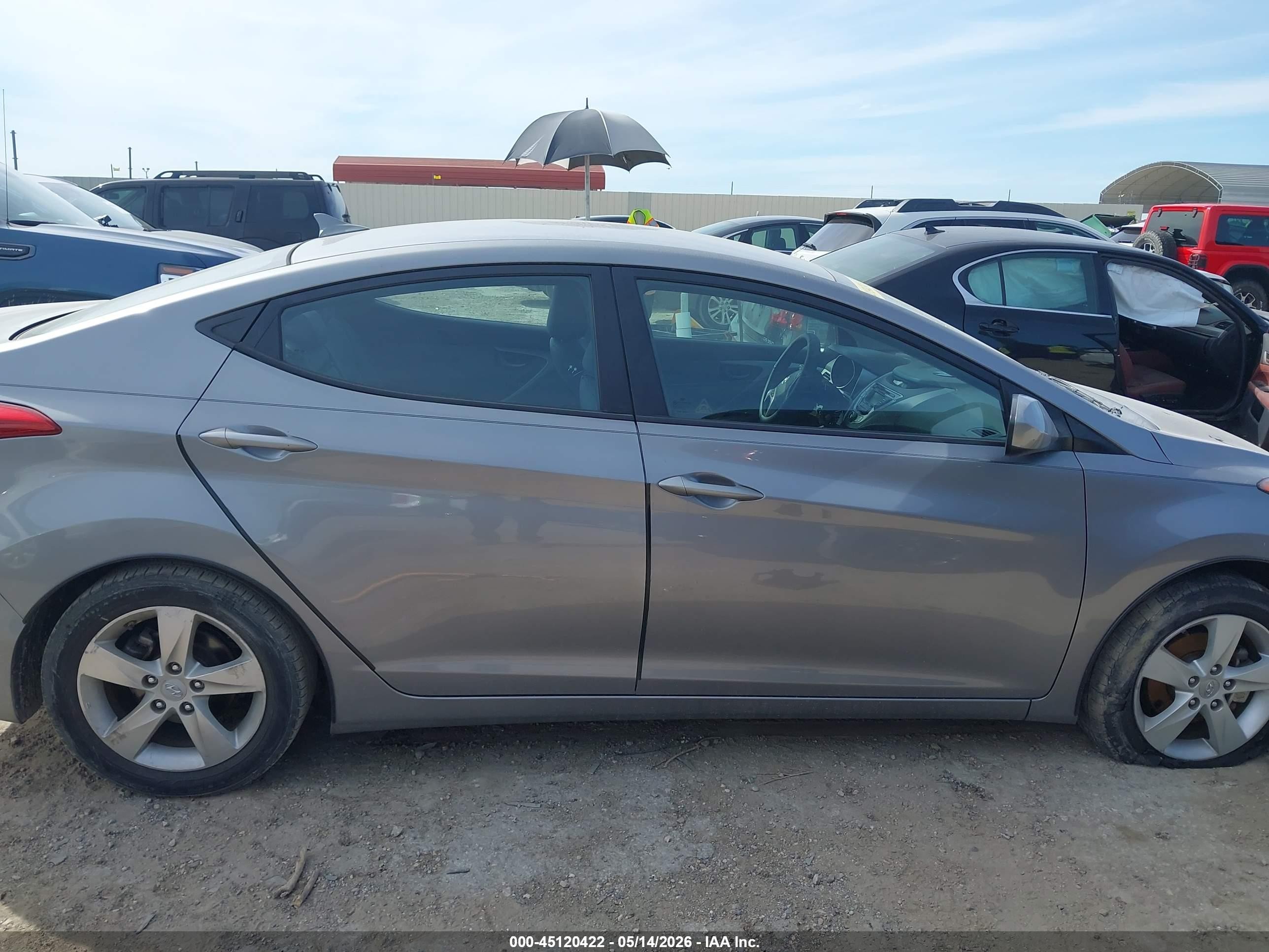 2013 Hyundai Elantra Gls Silver vin: KMHDH4AE8DU573699
