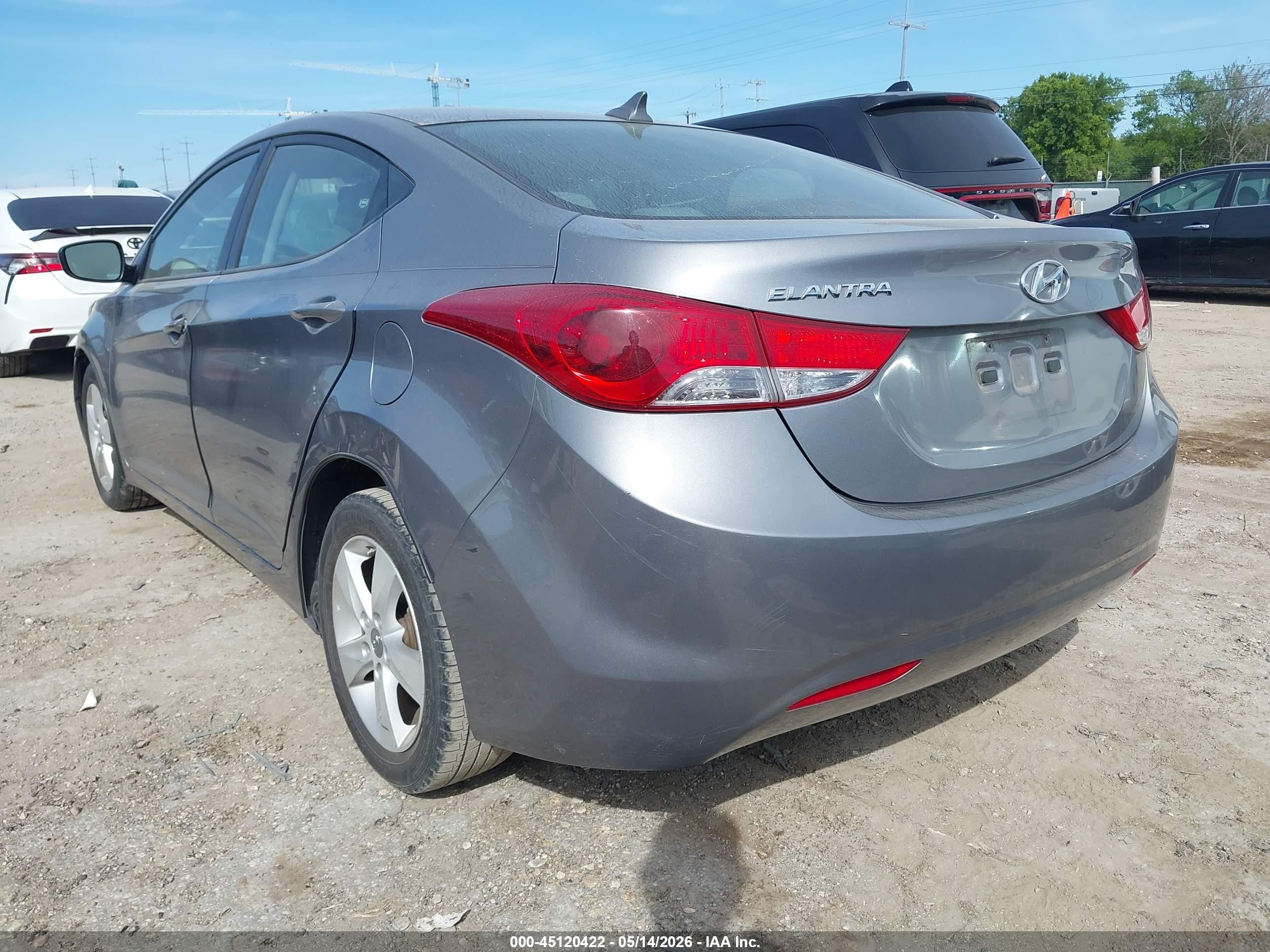 2013 Hyundai Elantra Gls Silver vin: KMHDH4AE8DU573699