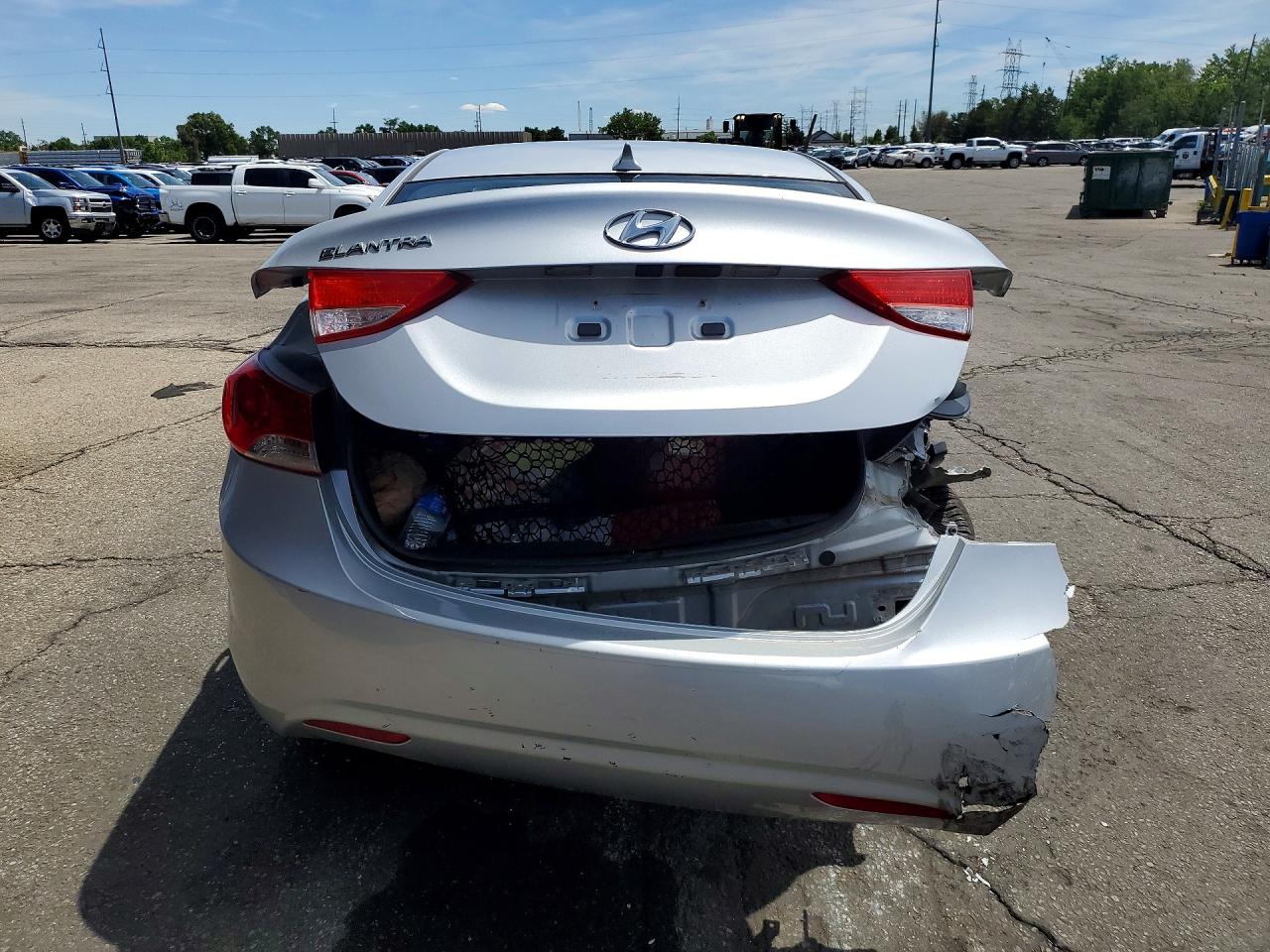 2013 Hyundai Elantra Gls Серебряный vin: KMHDH4AE8DU598747