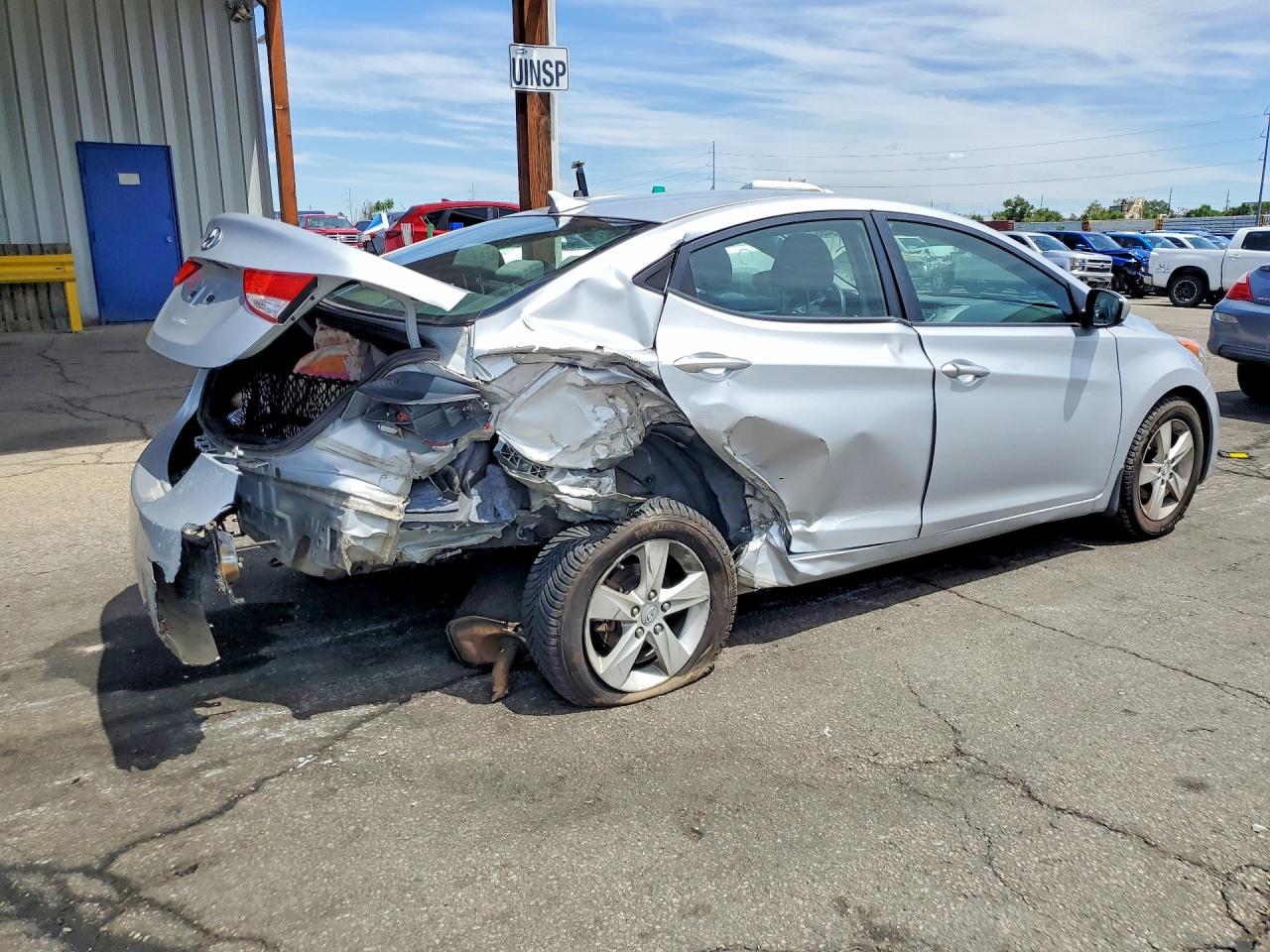 2013 Hyundai Elantra Gls Серебряный vin: KMHDH4AE8DU598747