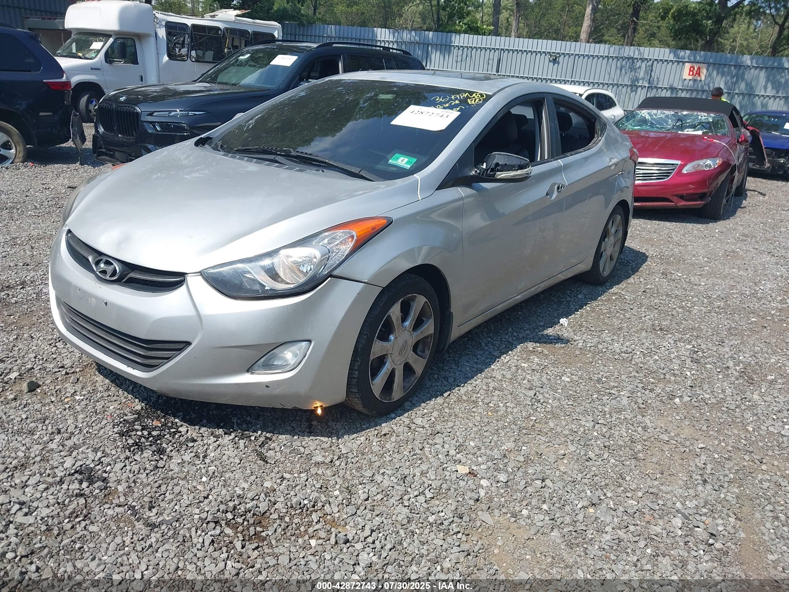 2013 Hyundai Elantra Limited Silver vin: KMHDH4AE8DU627356