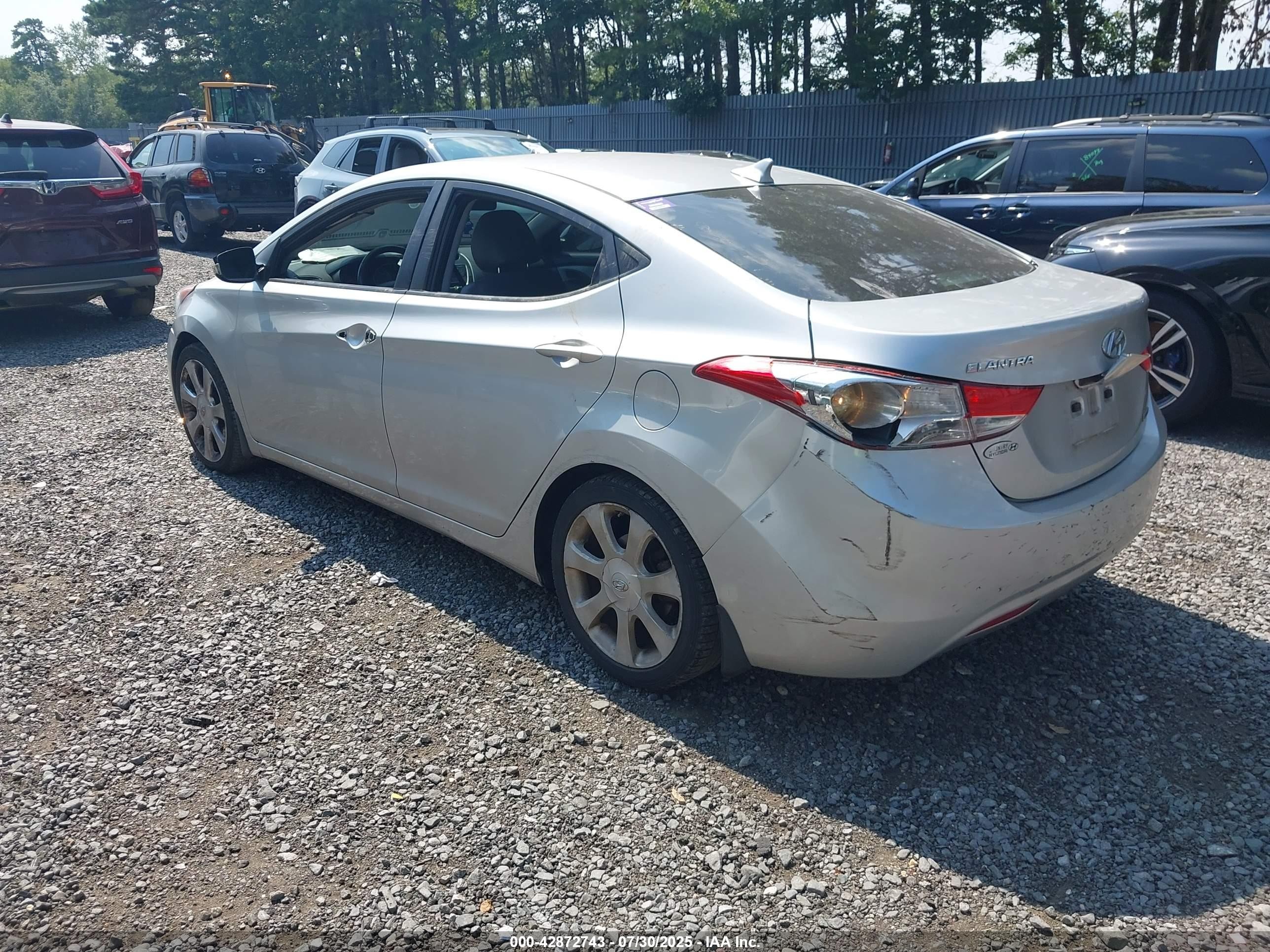 2013 Hyundai Elantra Limited Silver vin: KMHDH4AE8DU627356