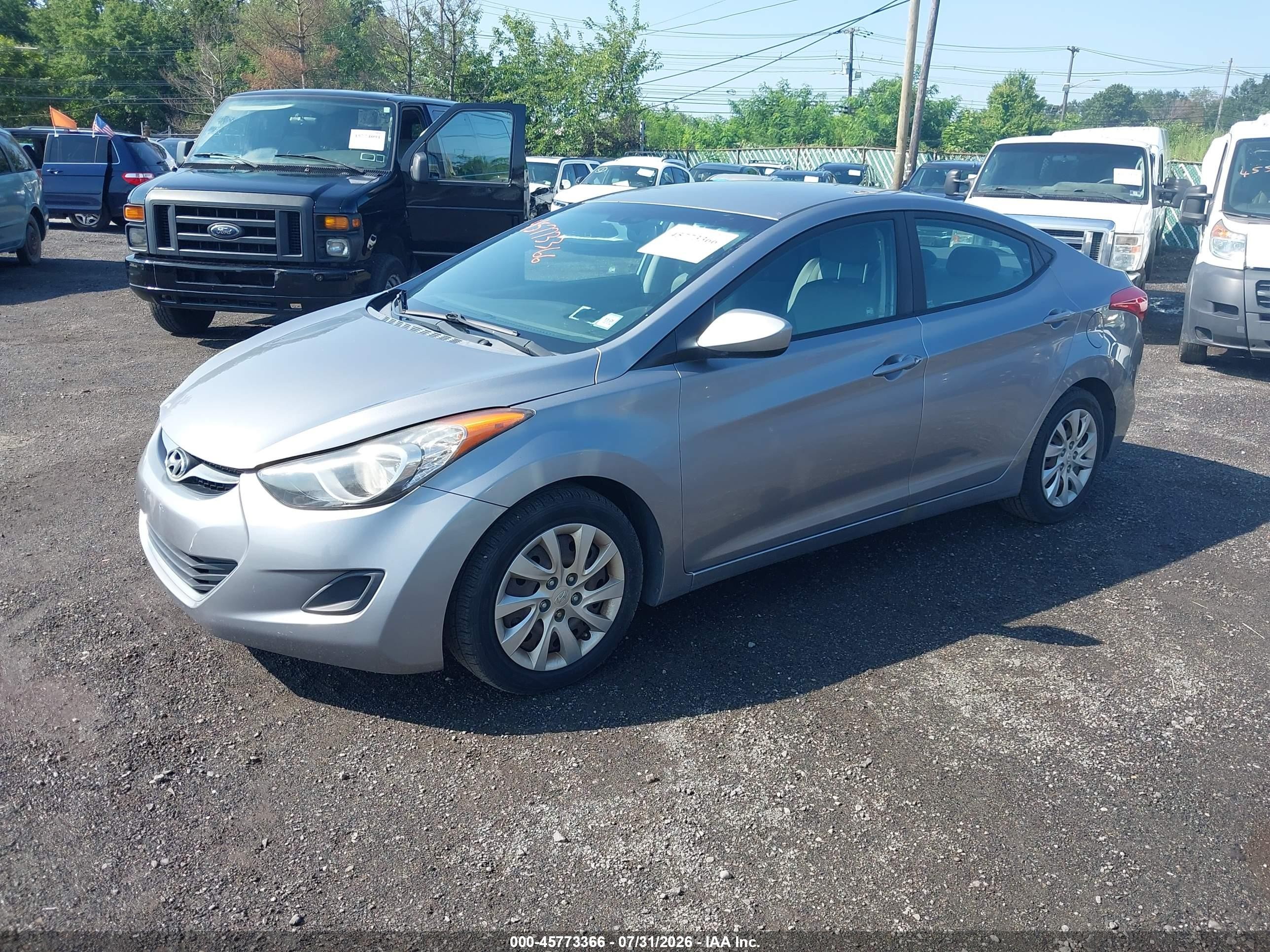 2013 Hyundai Elantra Gls Silver vin: KMHDH4AE8DU643573
