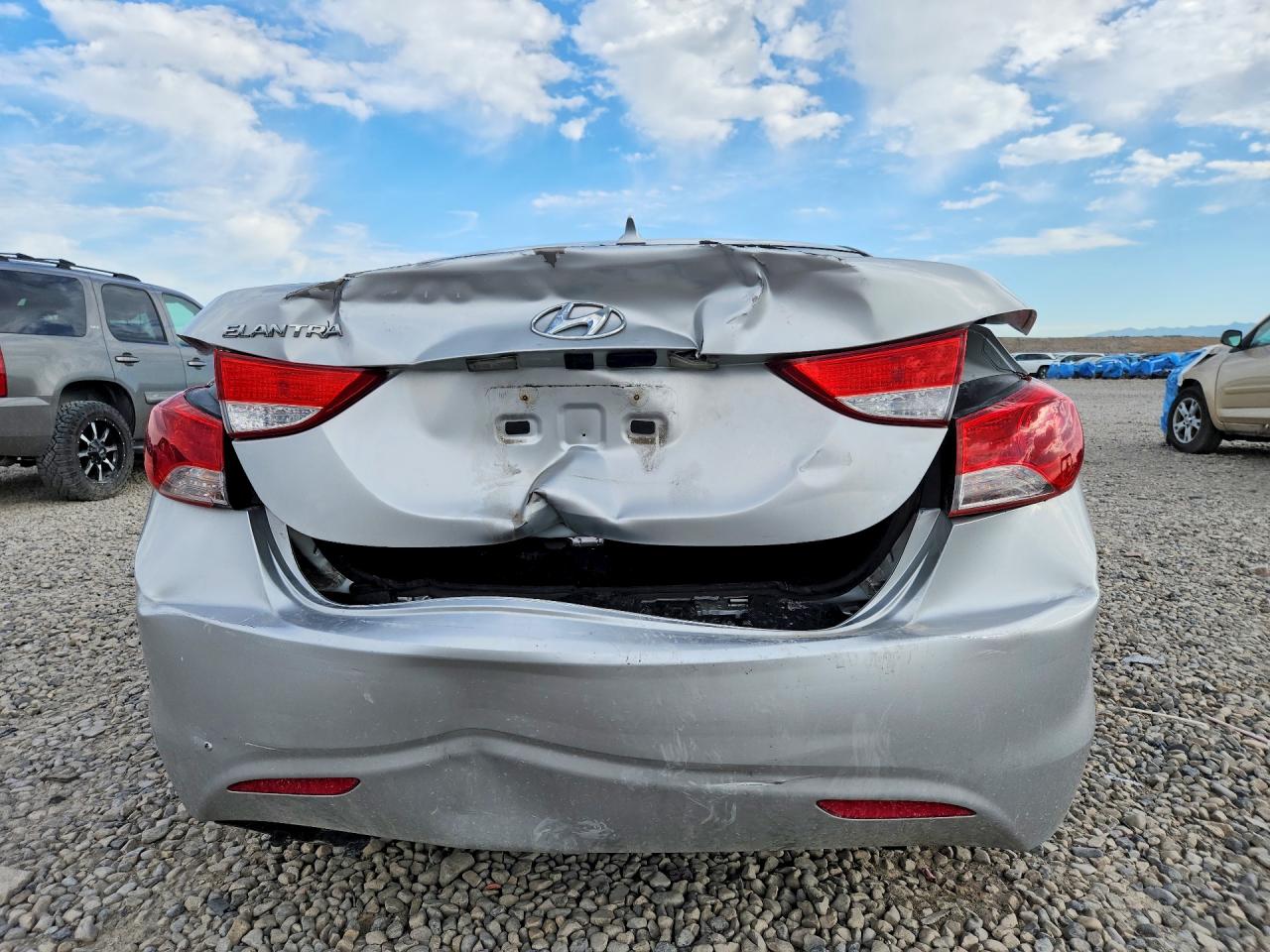 2013 Hyundai Elantra Gls Silver vin: KMHDH4AE8DU678162
