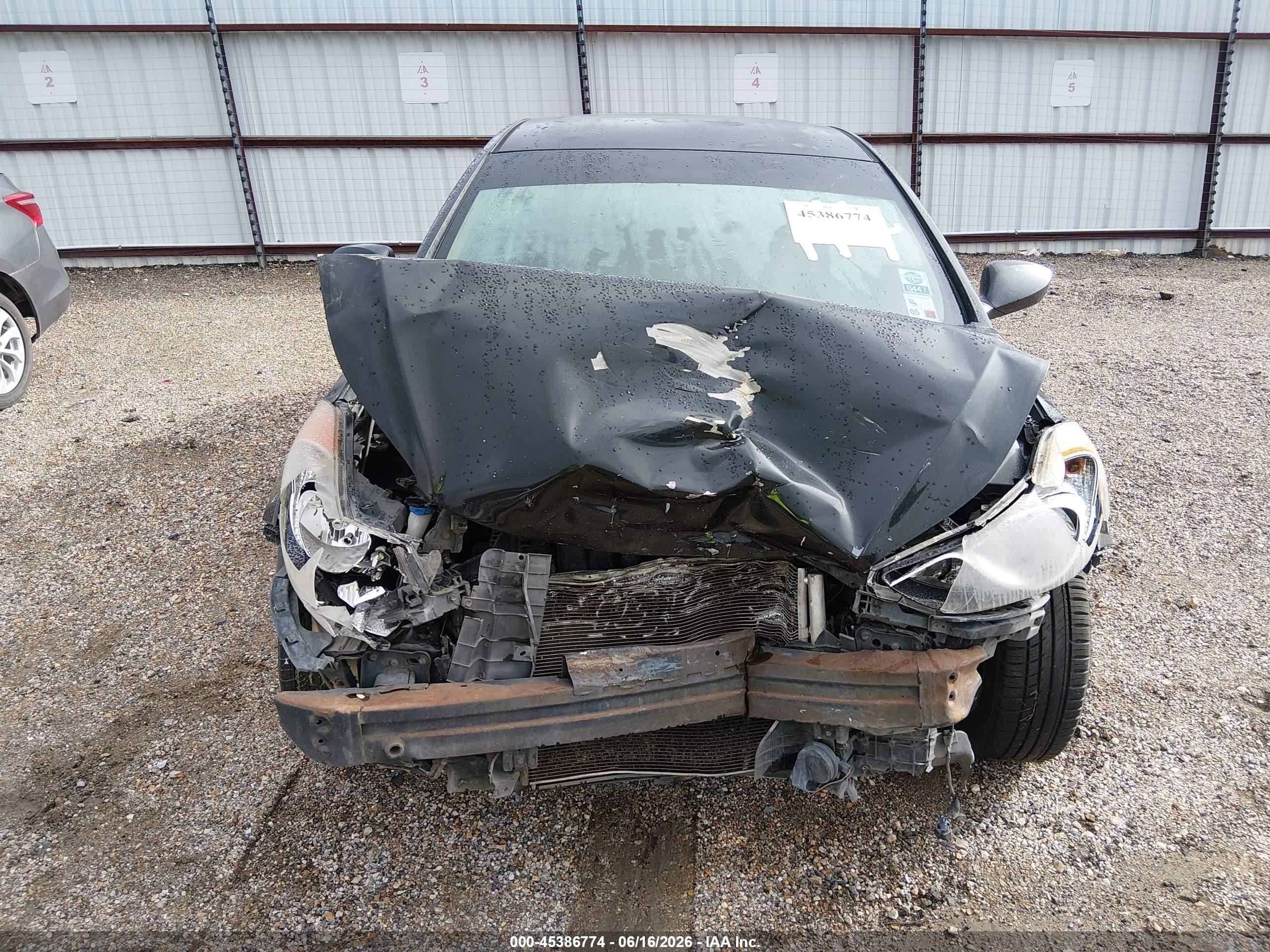 2013 Hyundai Elantra Gls Black vin: KMHDH4AE8DU680560