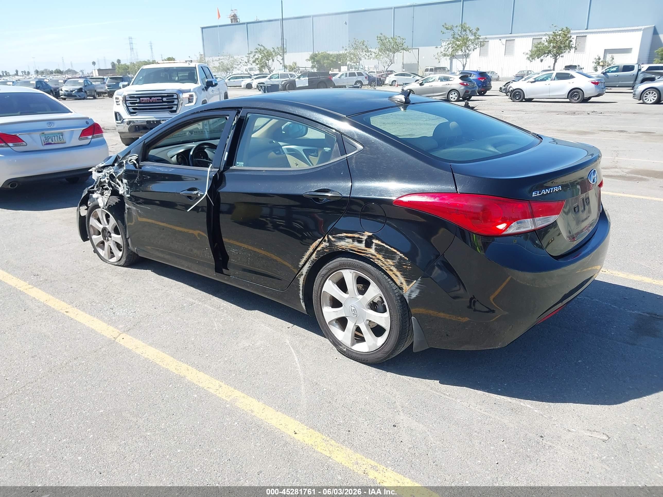 2013 Hyundai Elantra Limited Black vin: KMHDH4AE8DU704064
