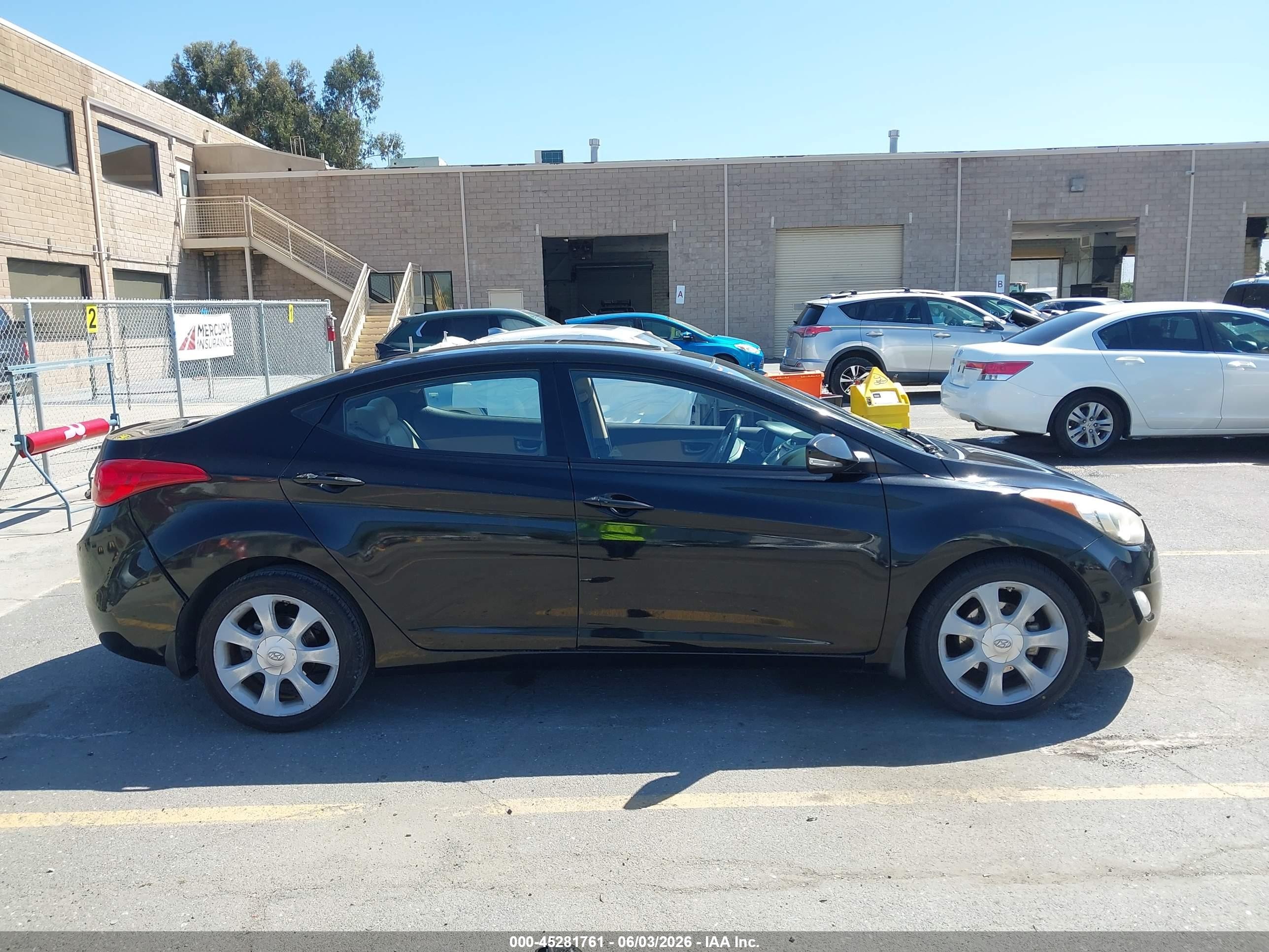 2013 Hyundai Elantra Limited Black vin: KMHDH4AE8DU704064