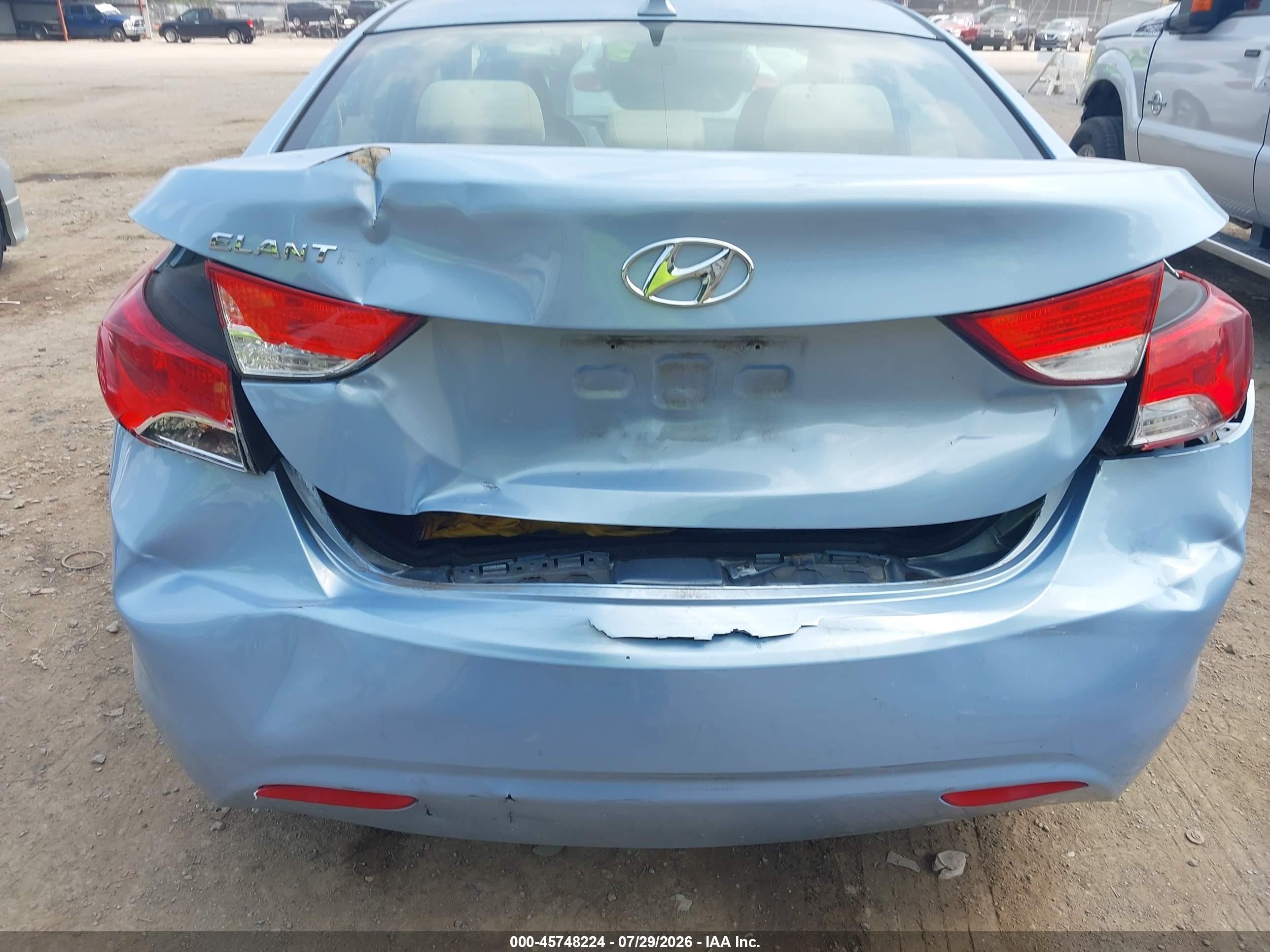 2013 Hyundai Elantra Gls Blue vin: KMHDH4AE8DU755757