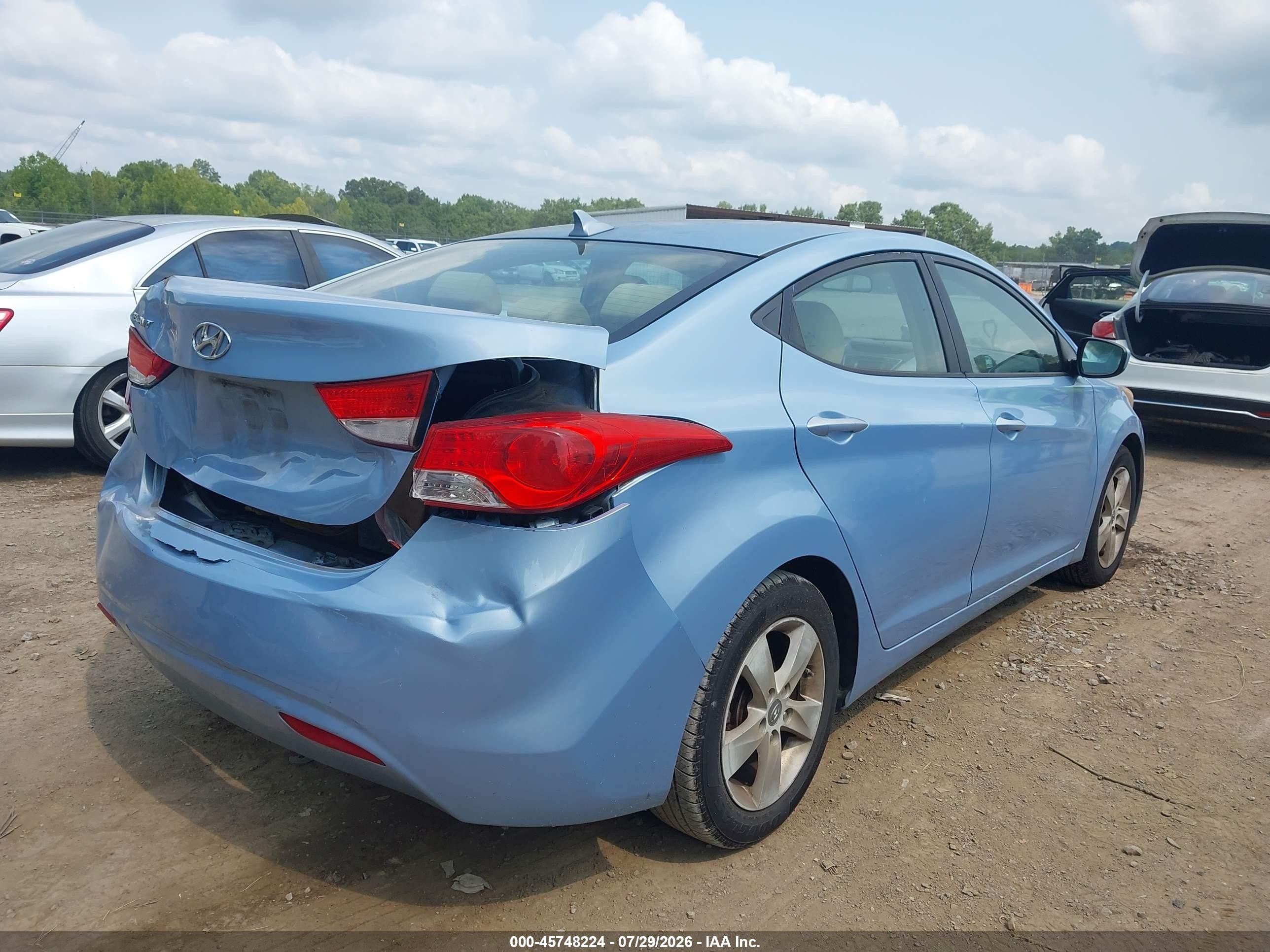 2013 Hyundai Elantra Gls Blue vin: KMHDH4AE8DU755757